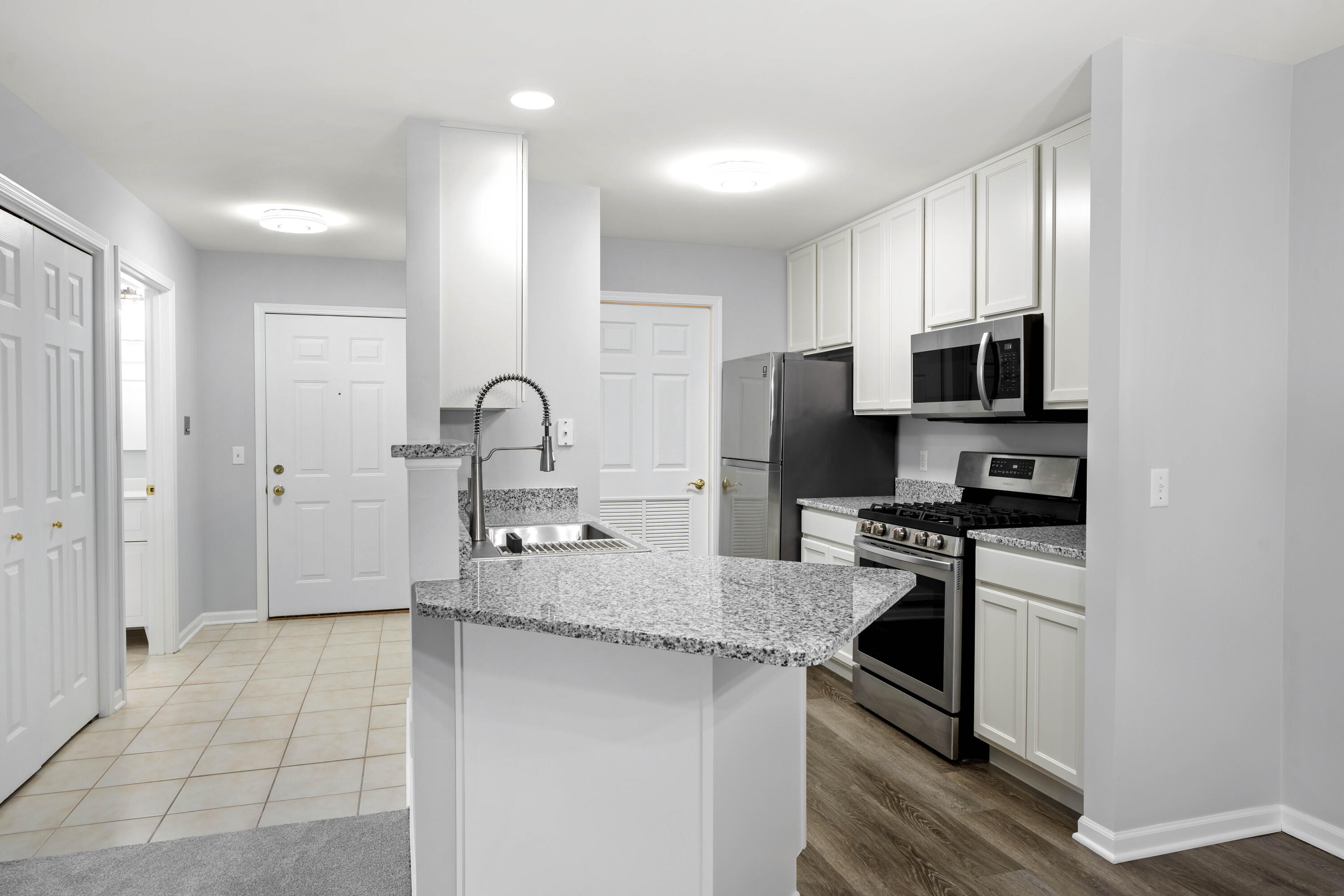9824 Wildwood Court Unit: 1B