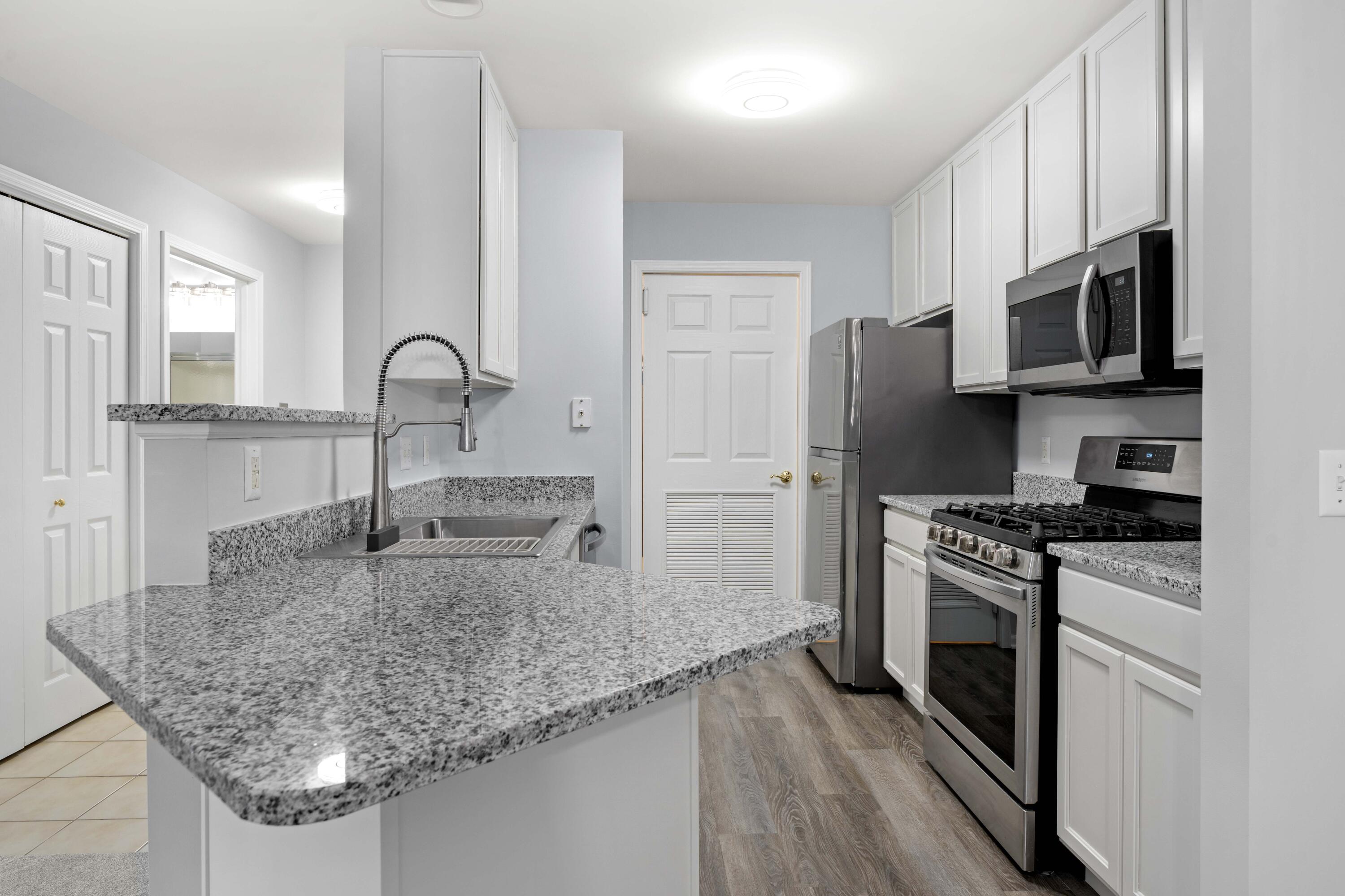 9824 Wildwood Court Unit: 1B