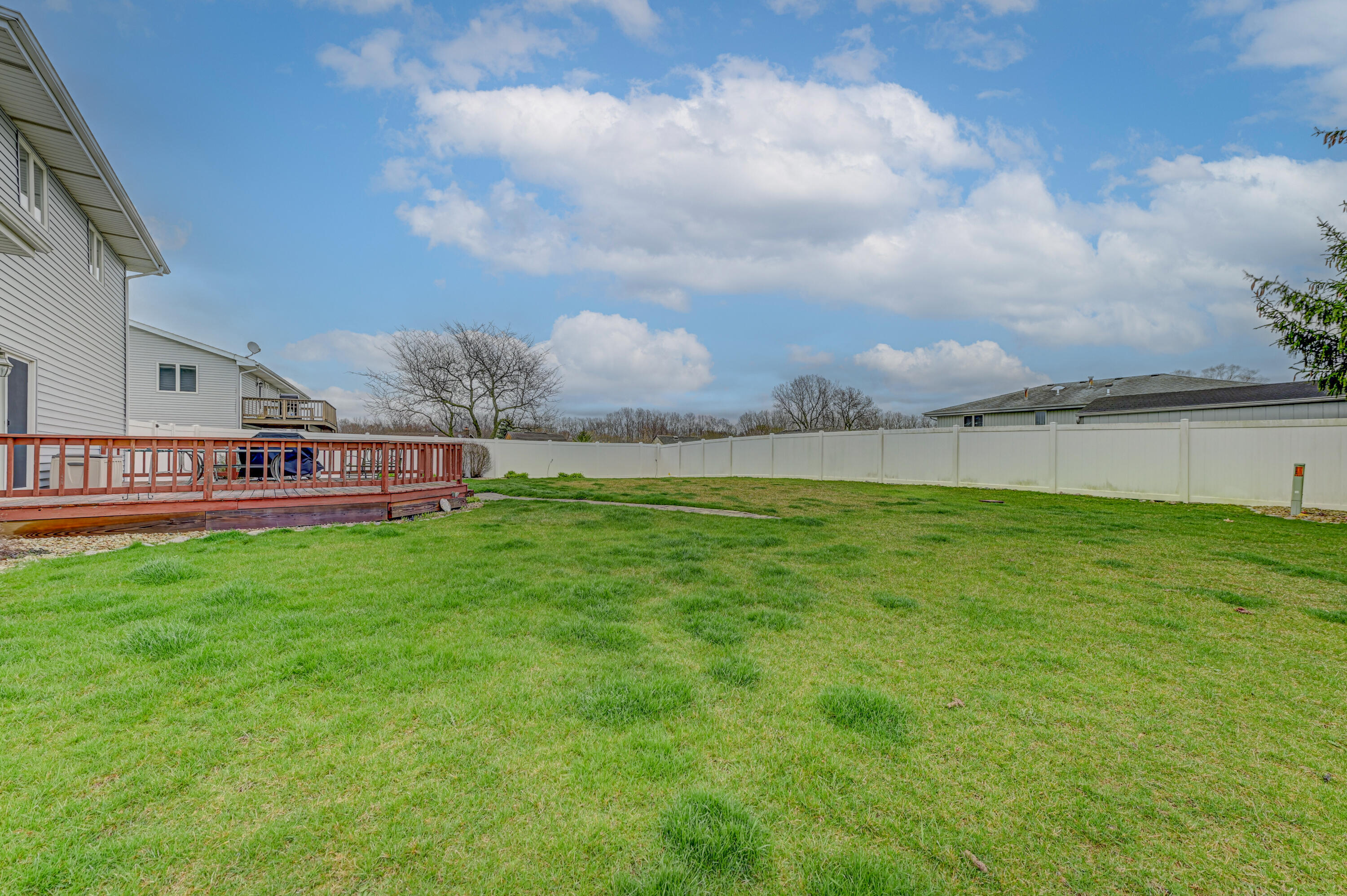 1028 Arrowhead Drive