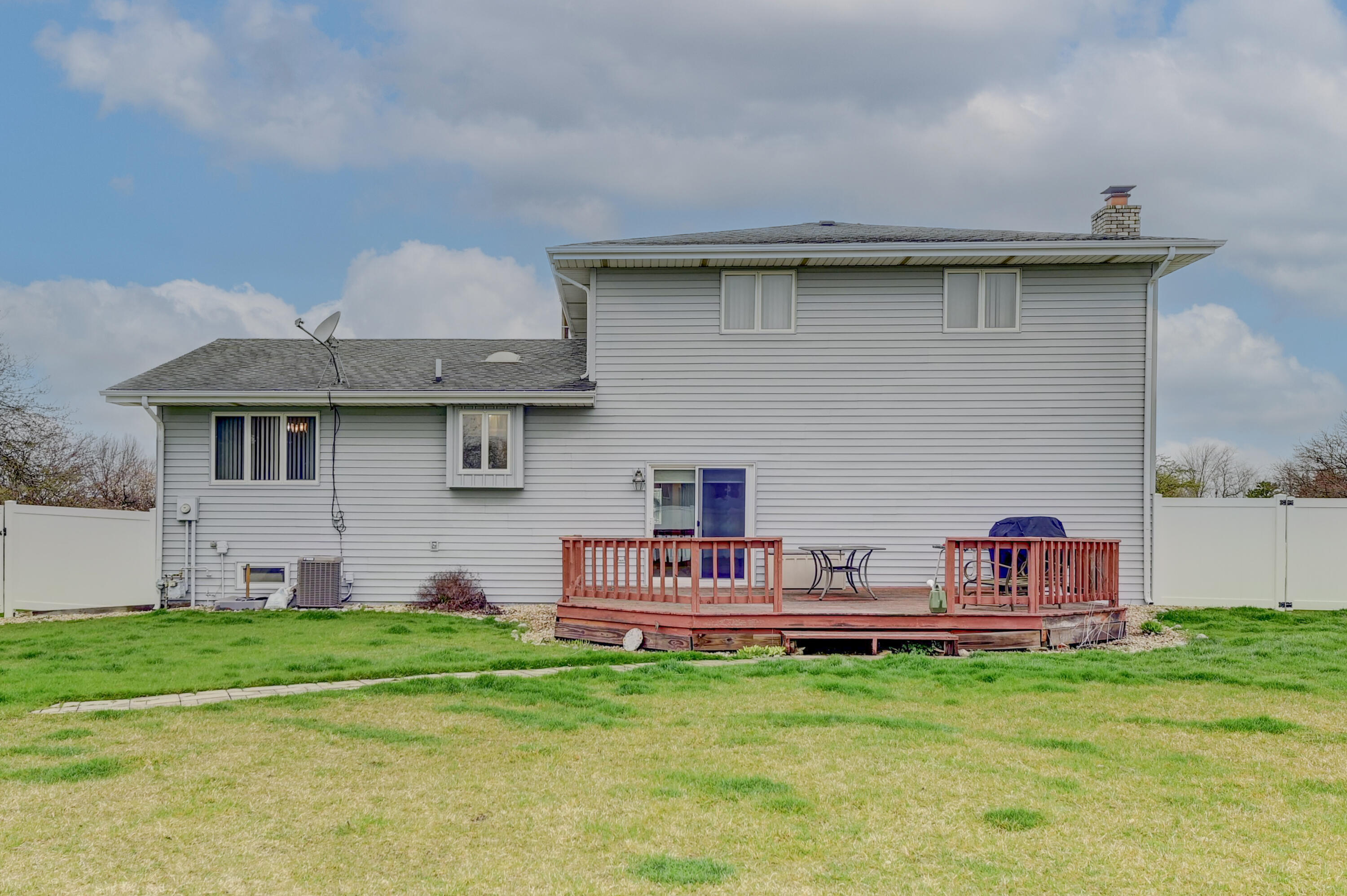 1028 Arrowhead Drive