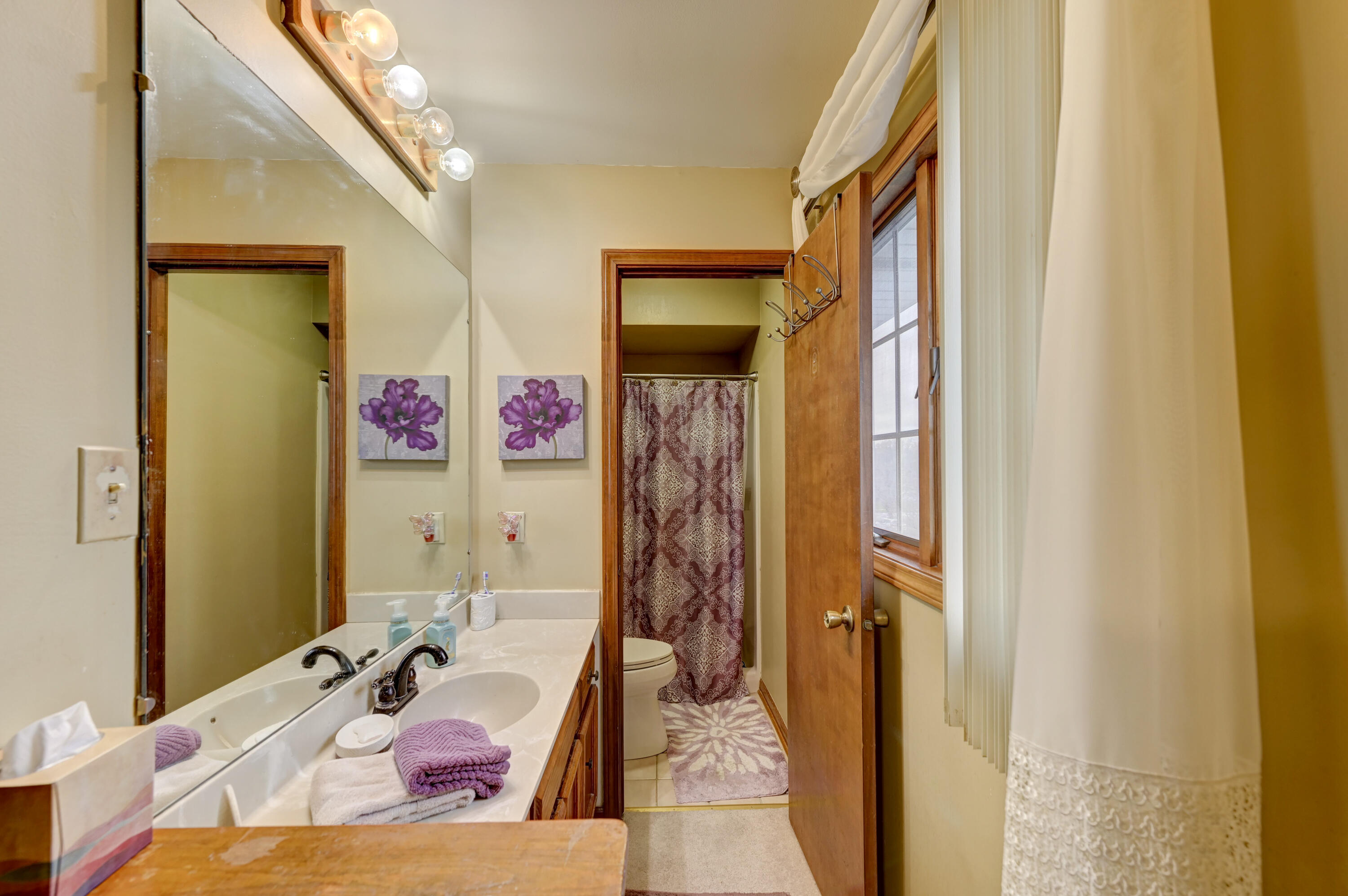 1028 Arrowhead Drive