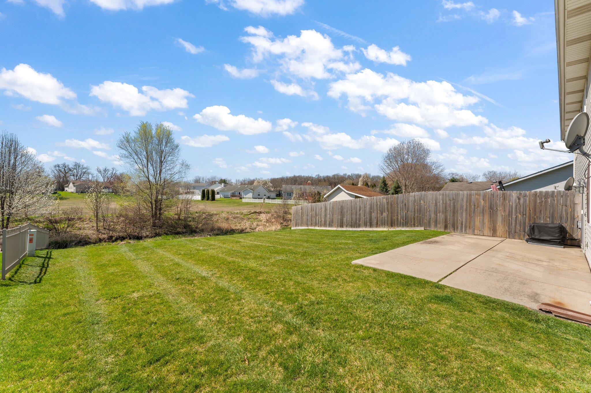 5741 Iris Lane