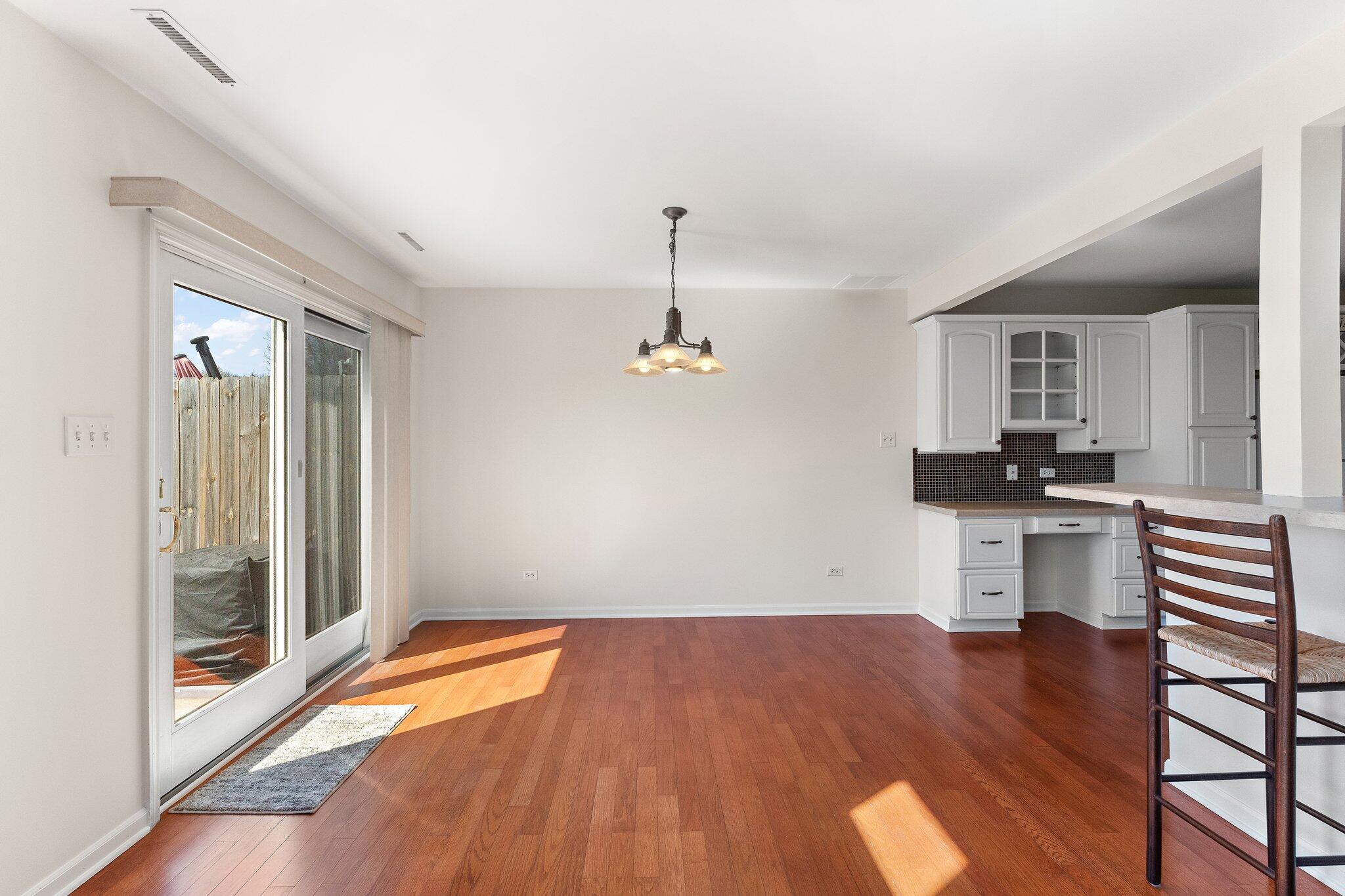 5741 Iris Lane