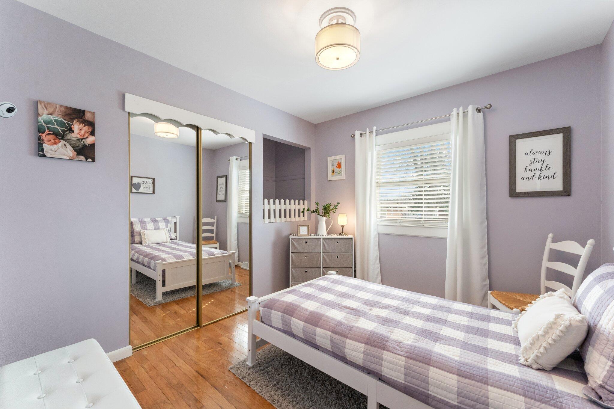 1130 N Dwiggins Street