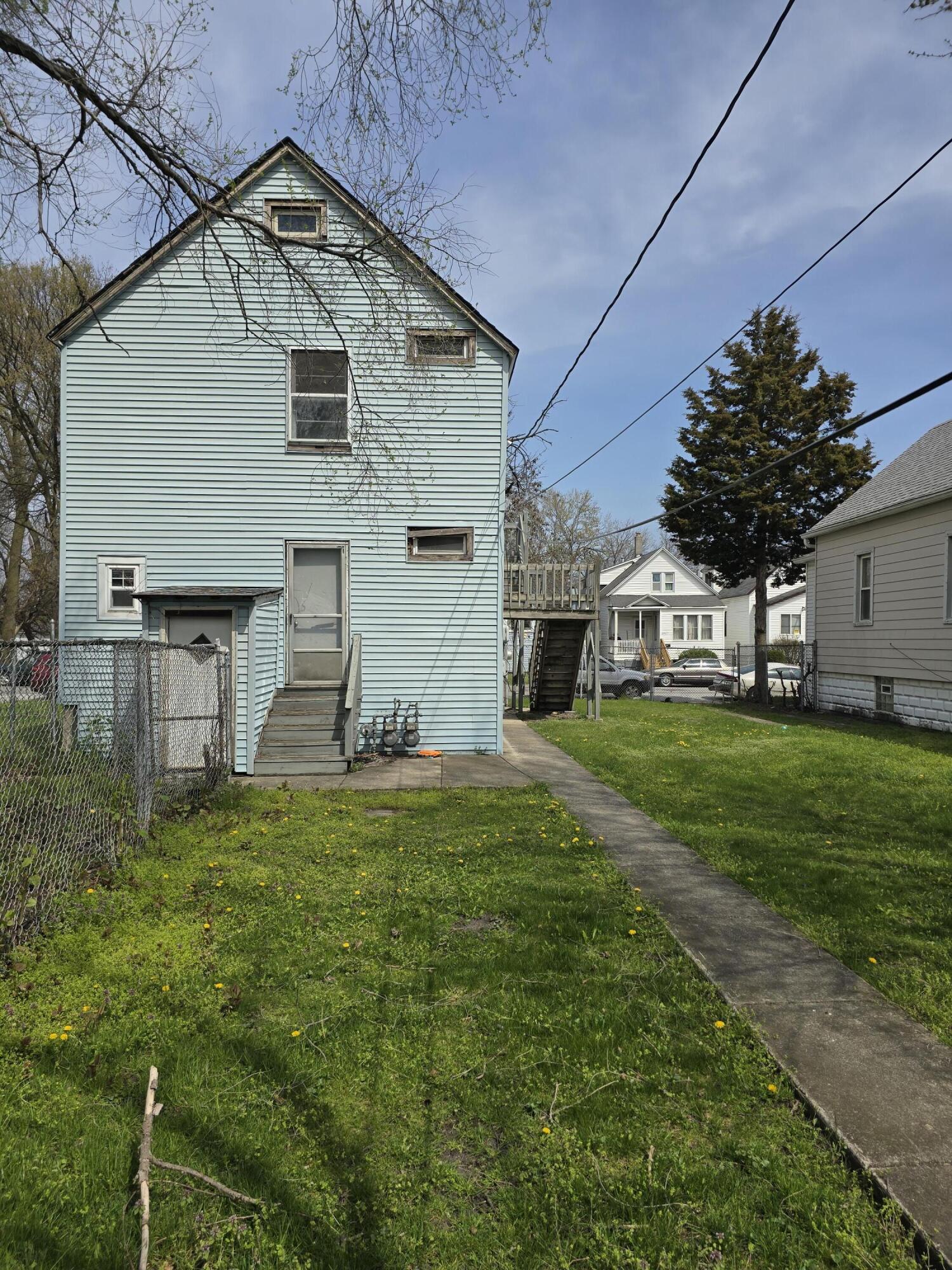 1014 Kenwood Street
