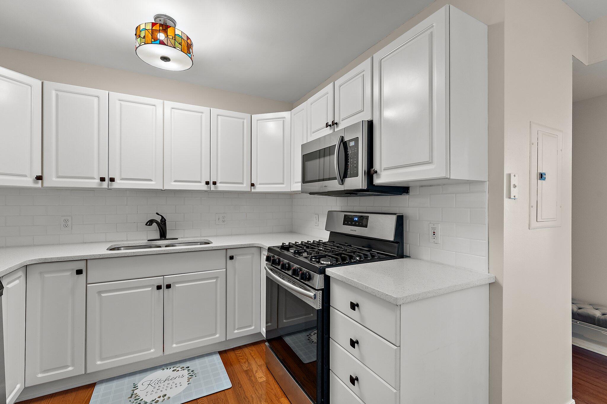 406 Sturdy Road Unit: 1A