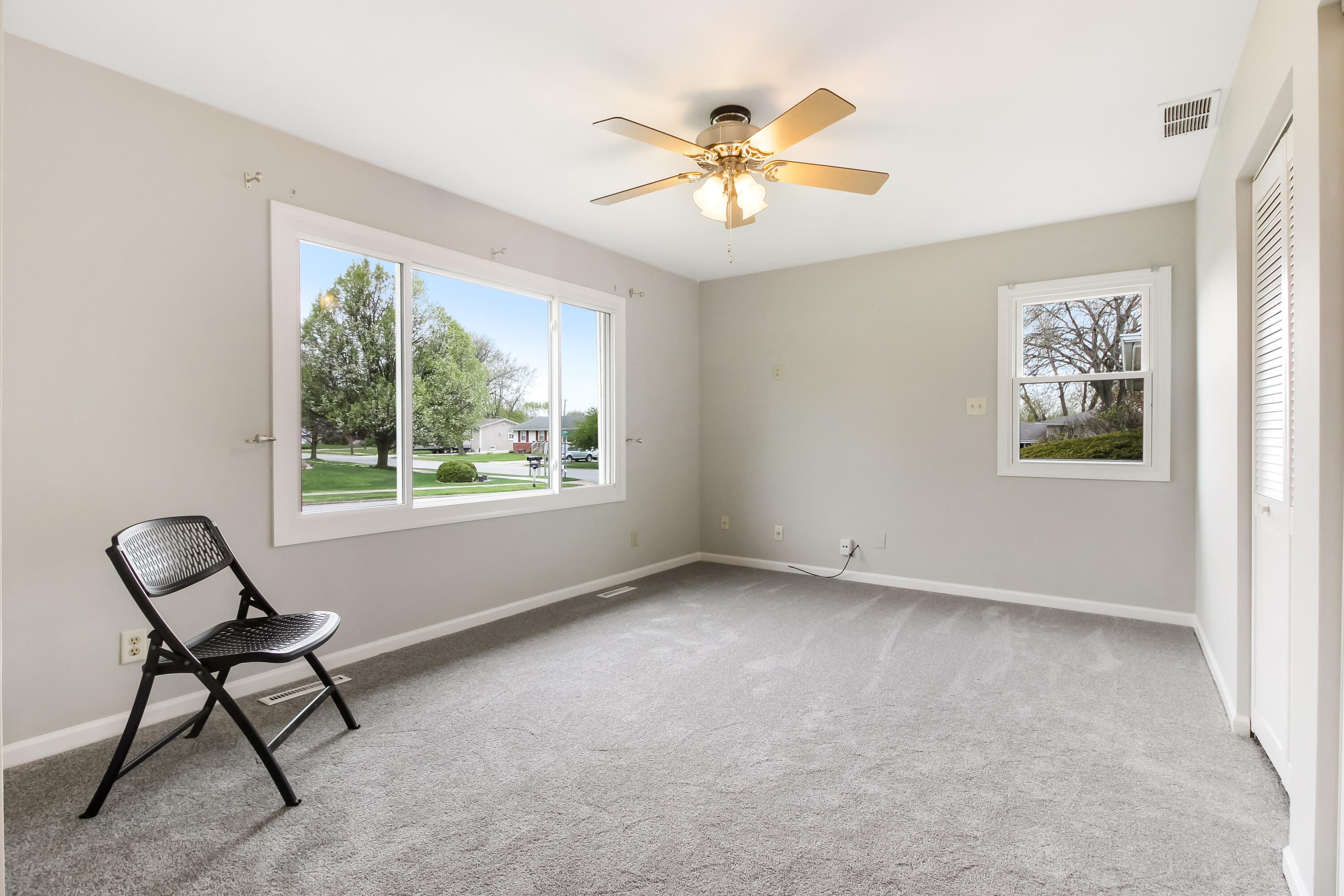 7348 W 83rd Place