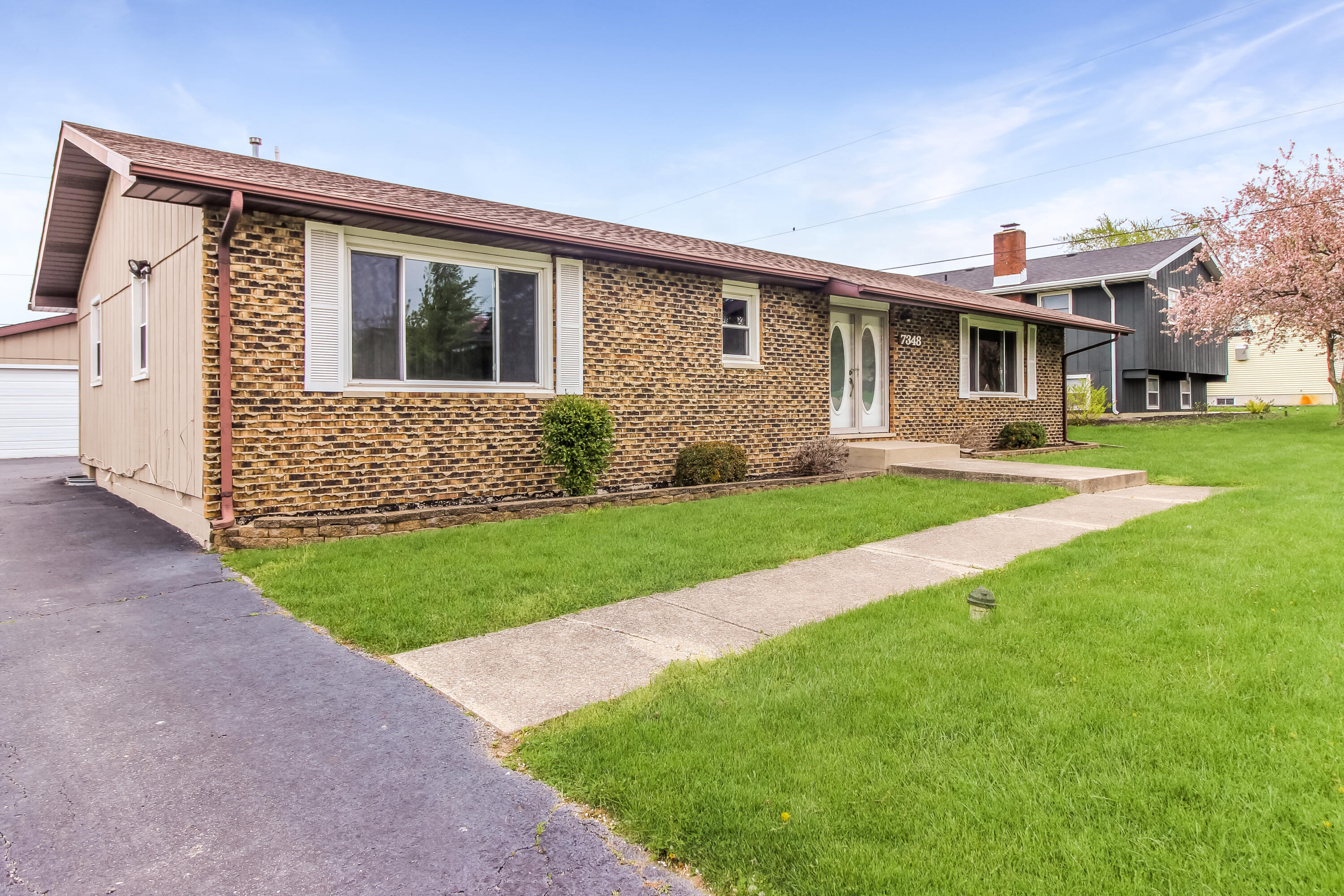 7348 W 83rd Place