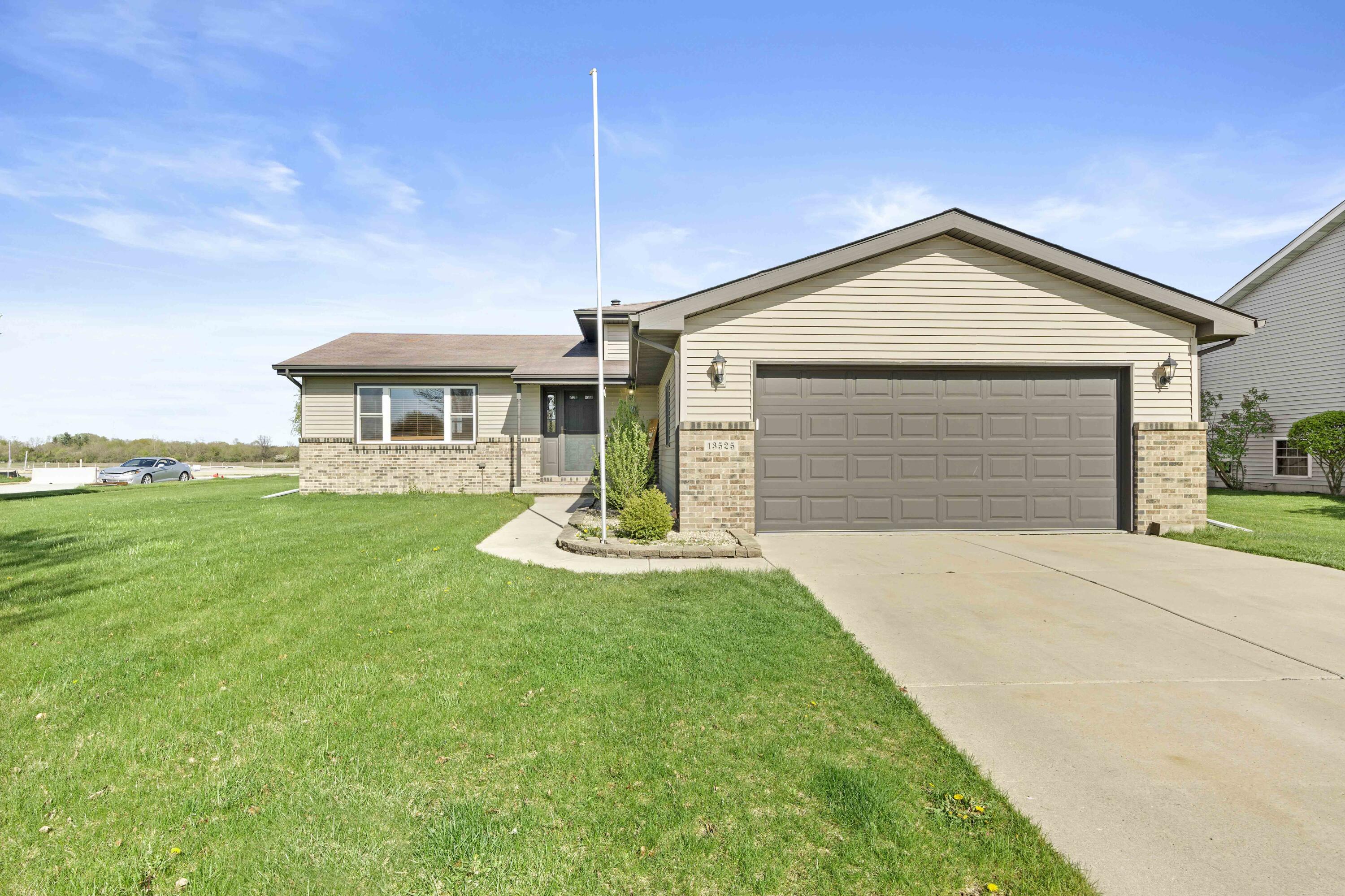 13525 Cardinal Lane