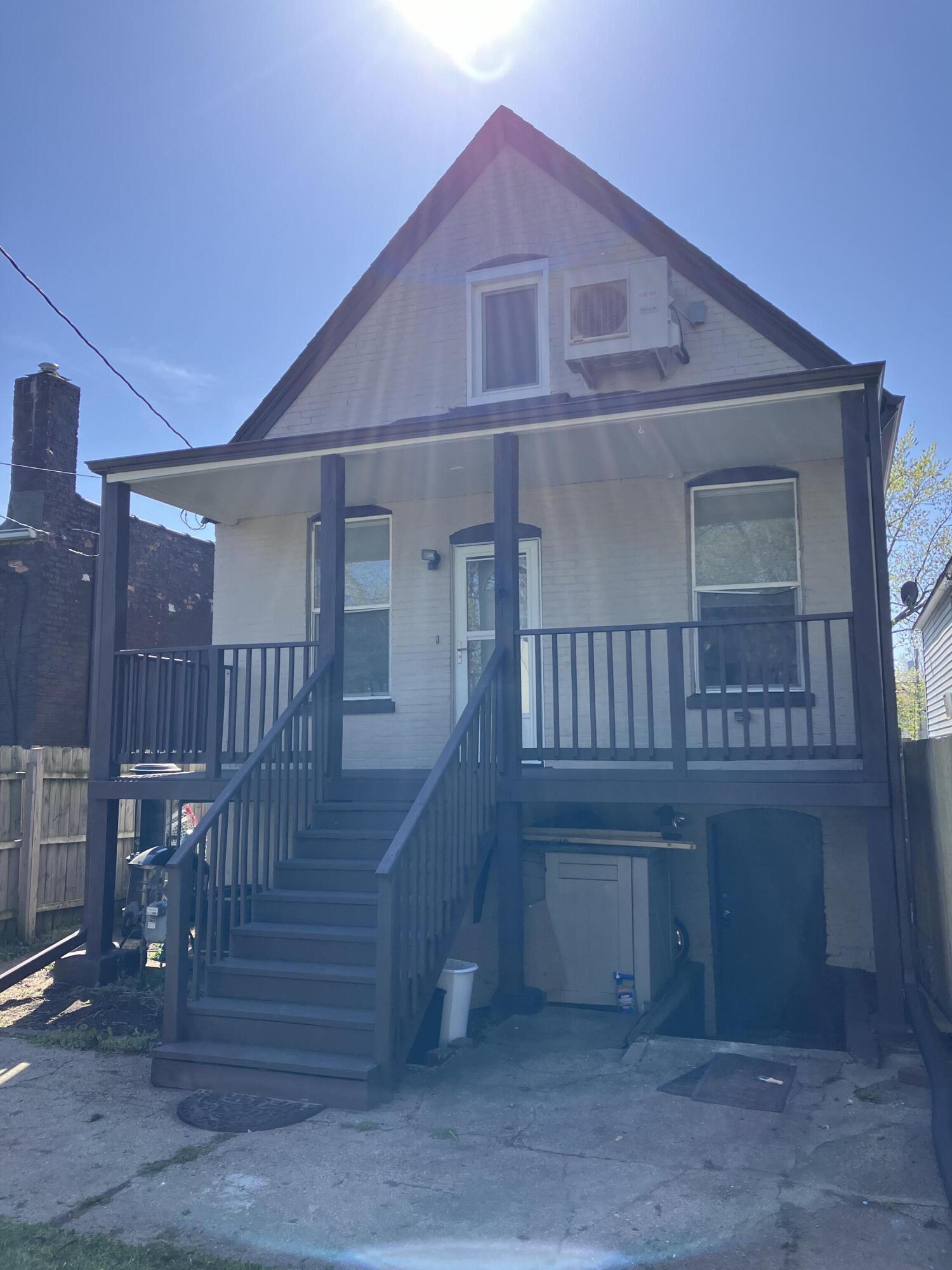 1547 Myrtle Avenue