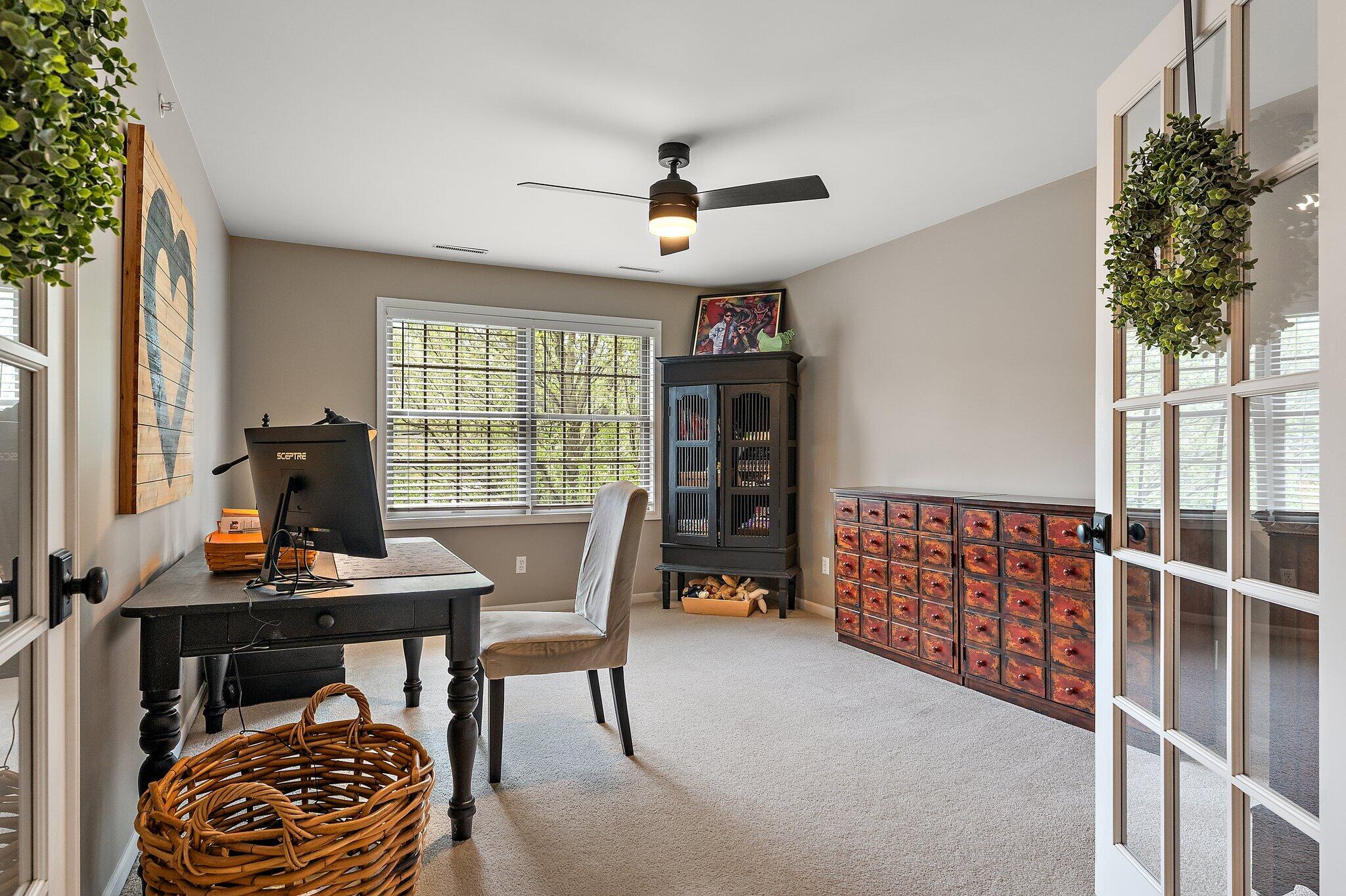 10404 White Oak Lane Unit: 2C