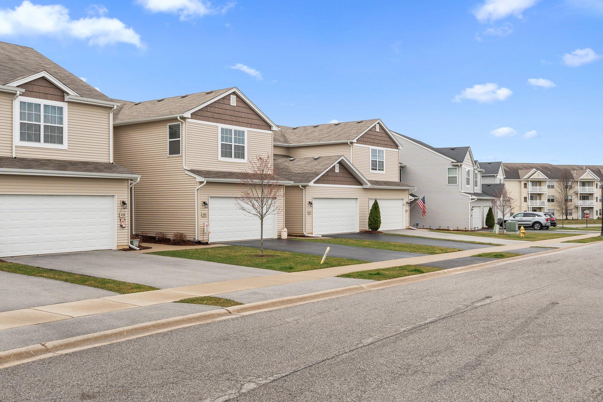 440 Greenbrier Lane