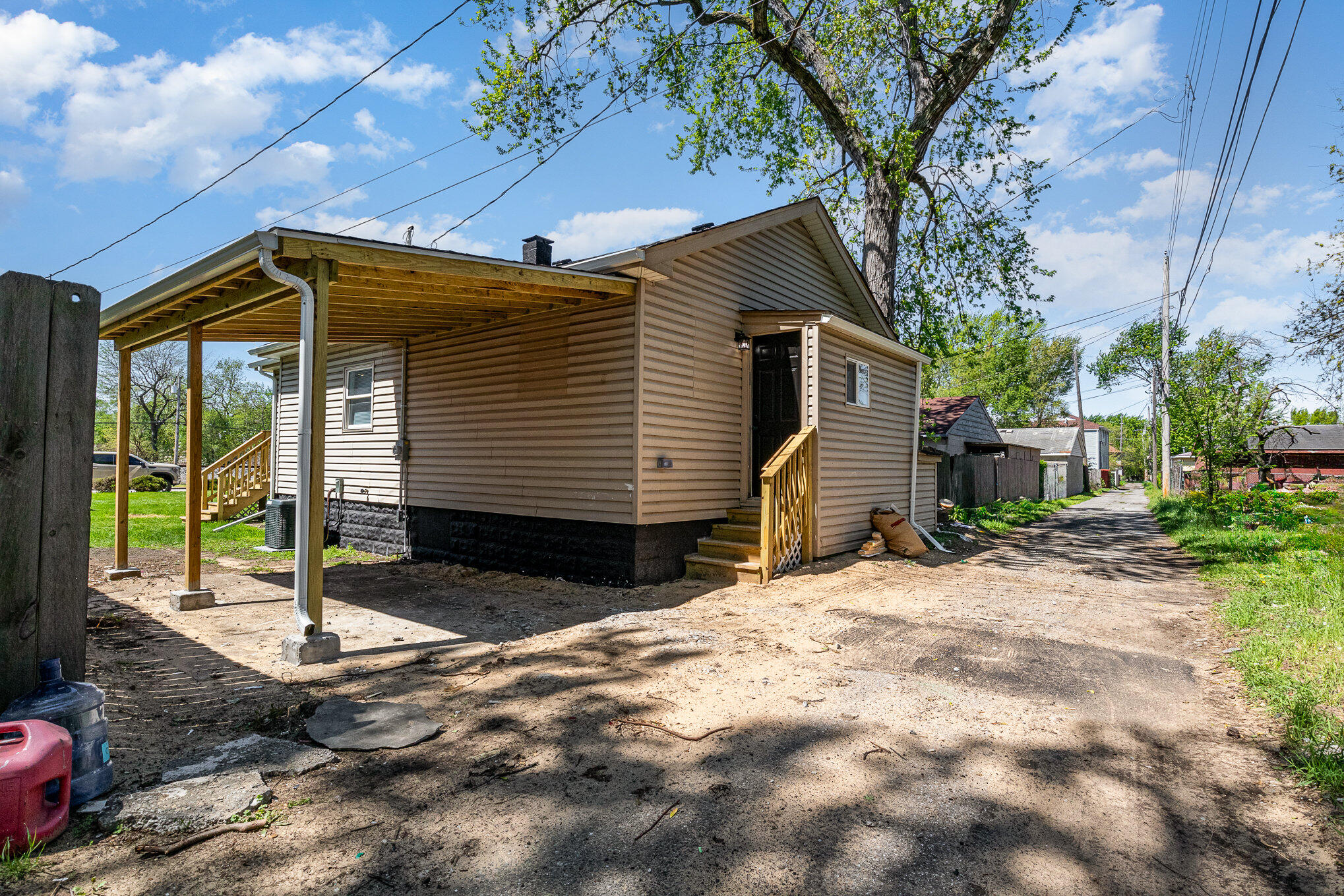 943 Kane Street