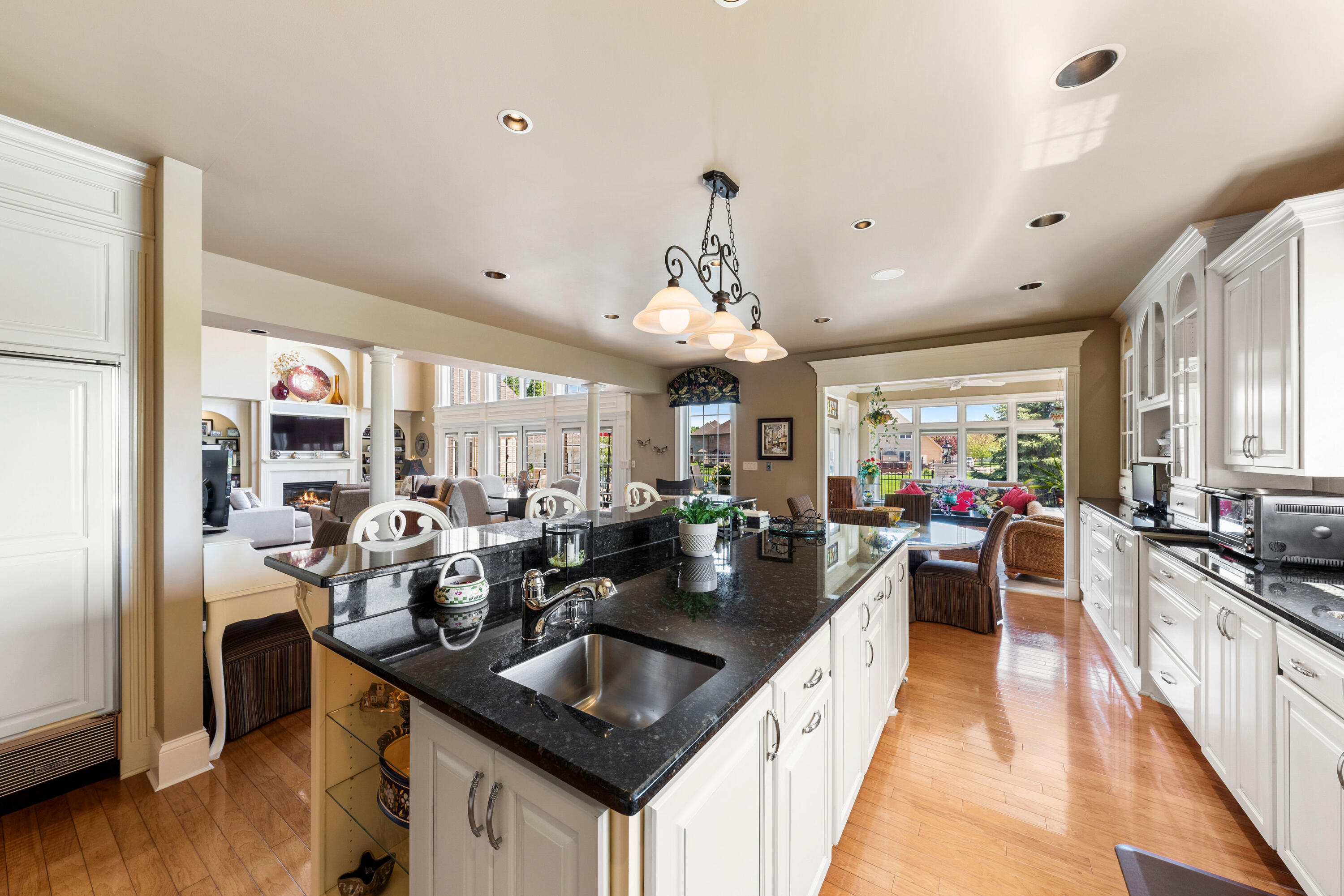 9747 Wildflower Lane