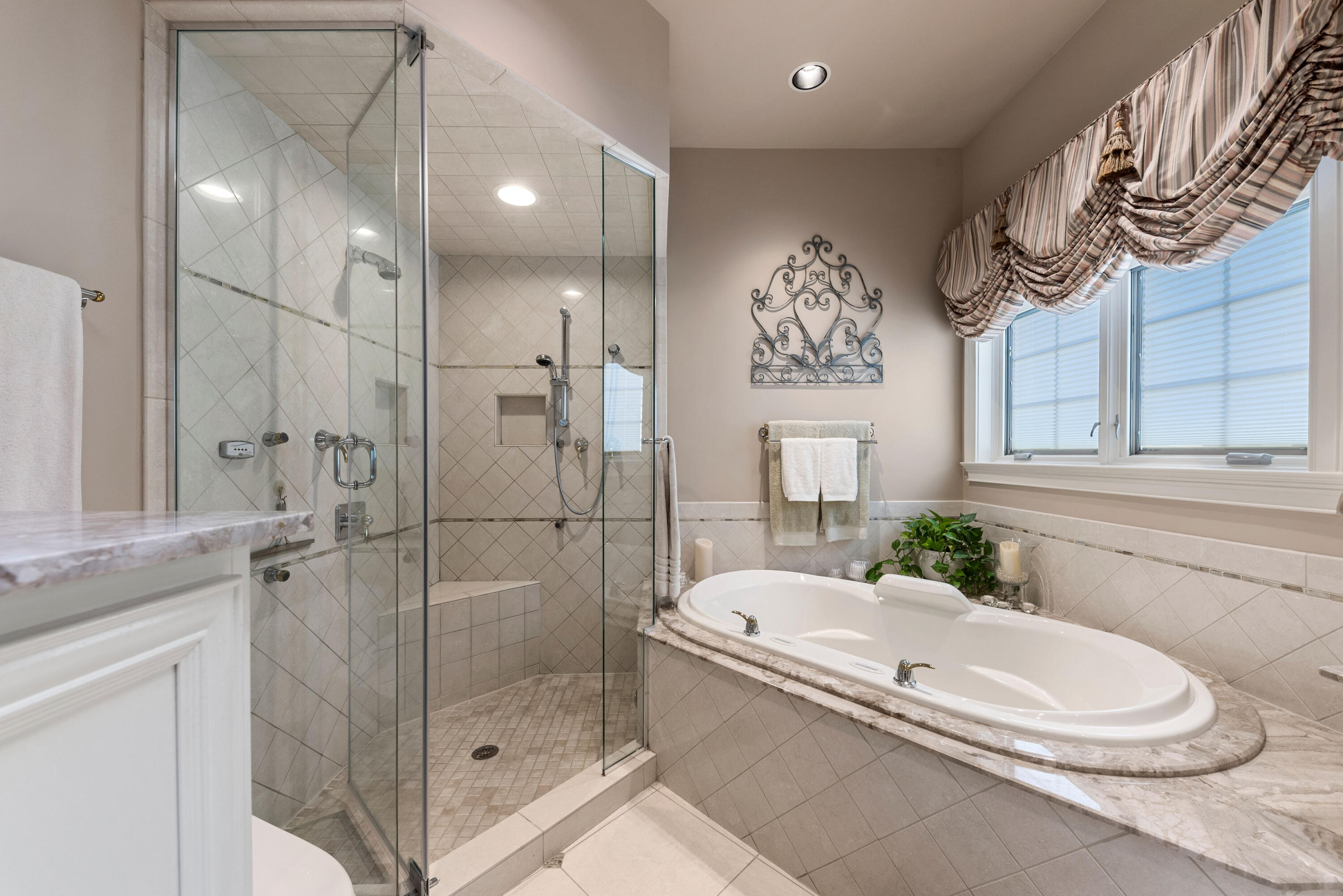 9747 Wildflower Lane