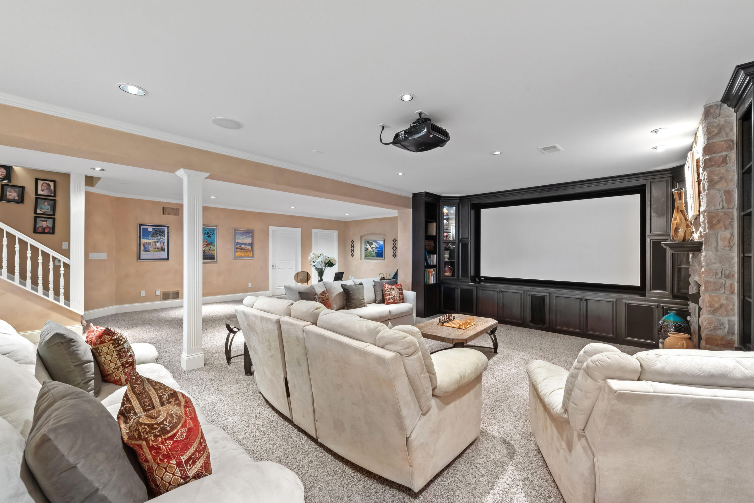 9747 Wildflower Lane