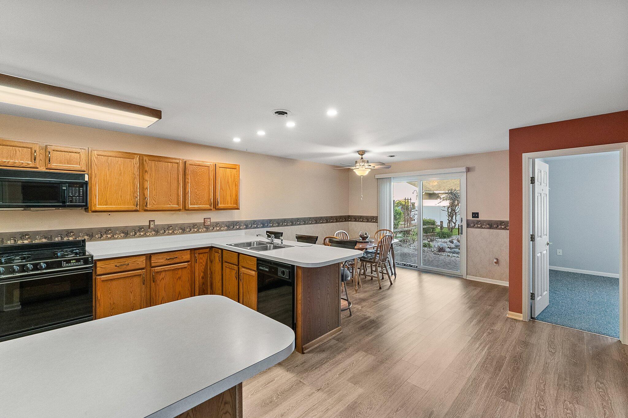 1109 Cambridge Lane