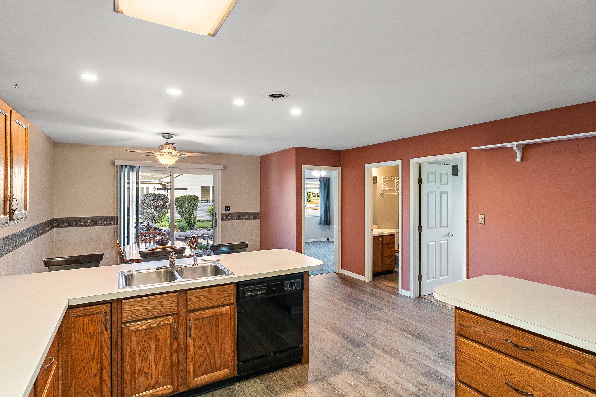 1109 Cambridge Lane