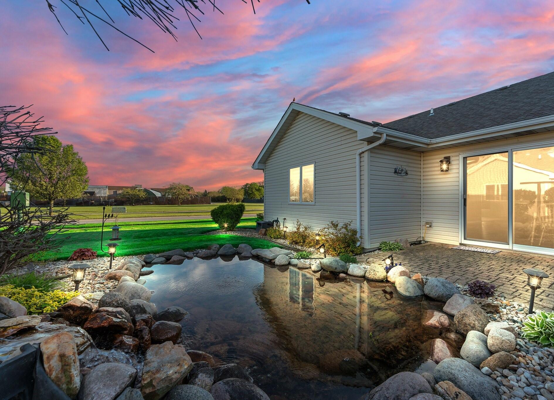 1109 Cambridge Lane