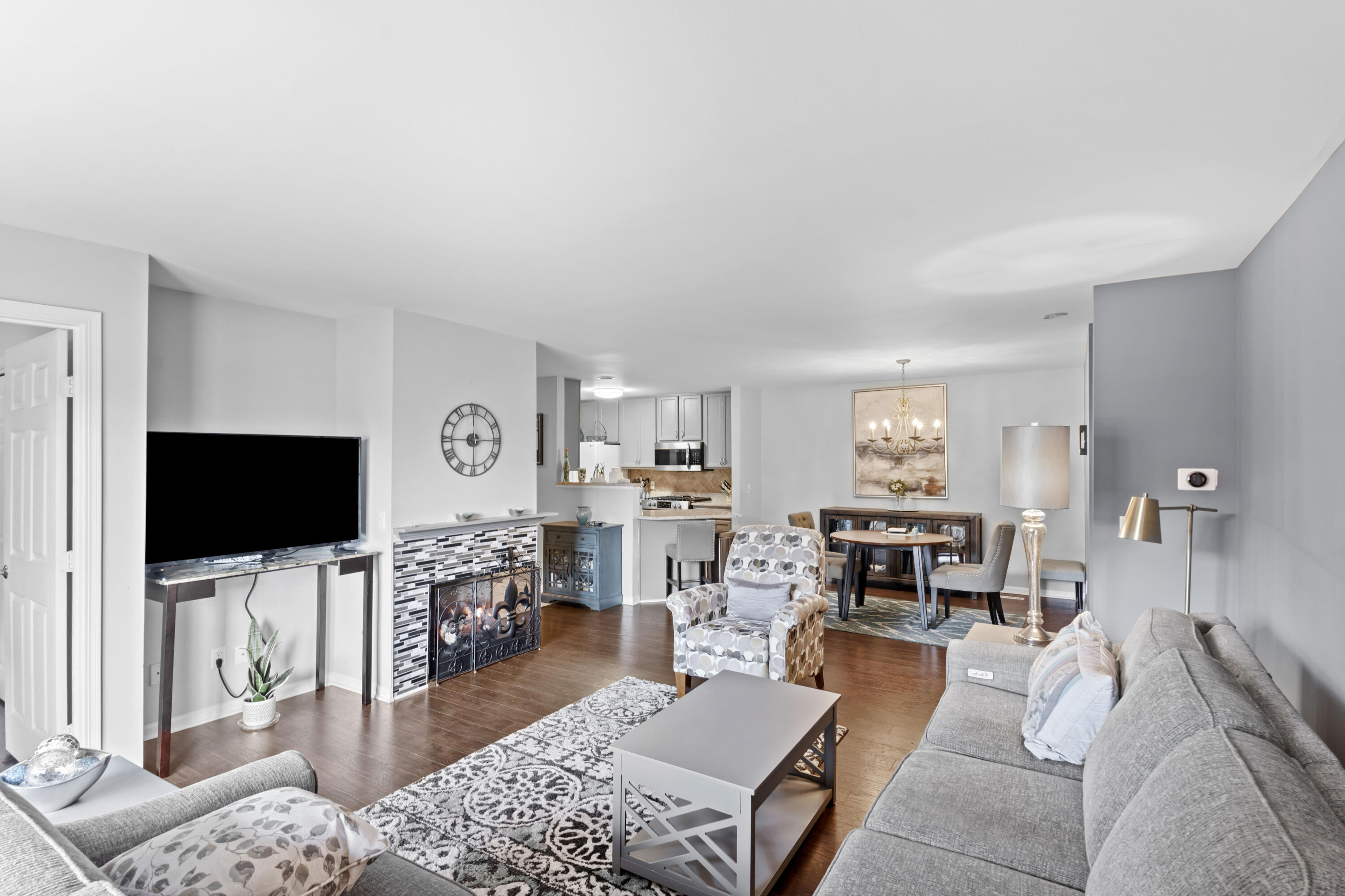 9825 Wildwood Court Unit: 1D
