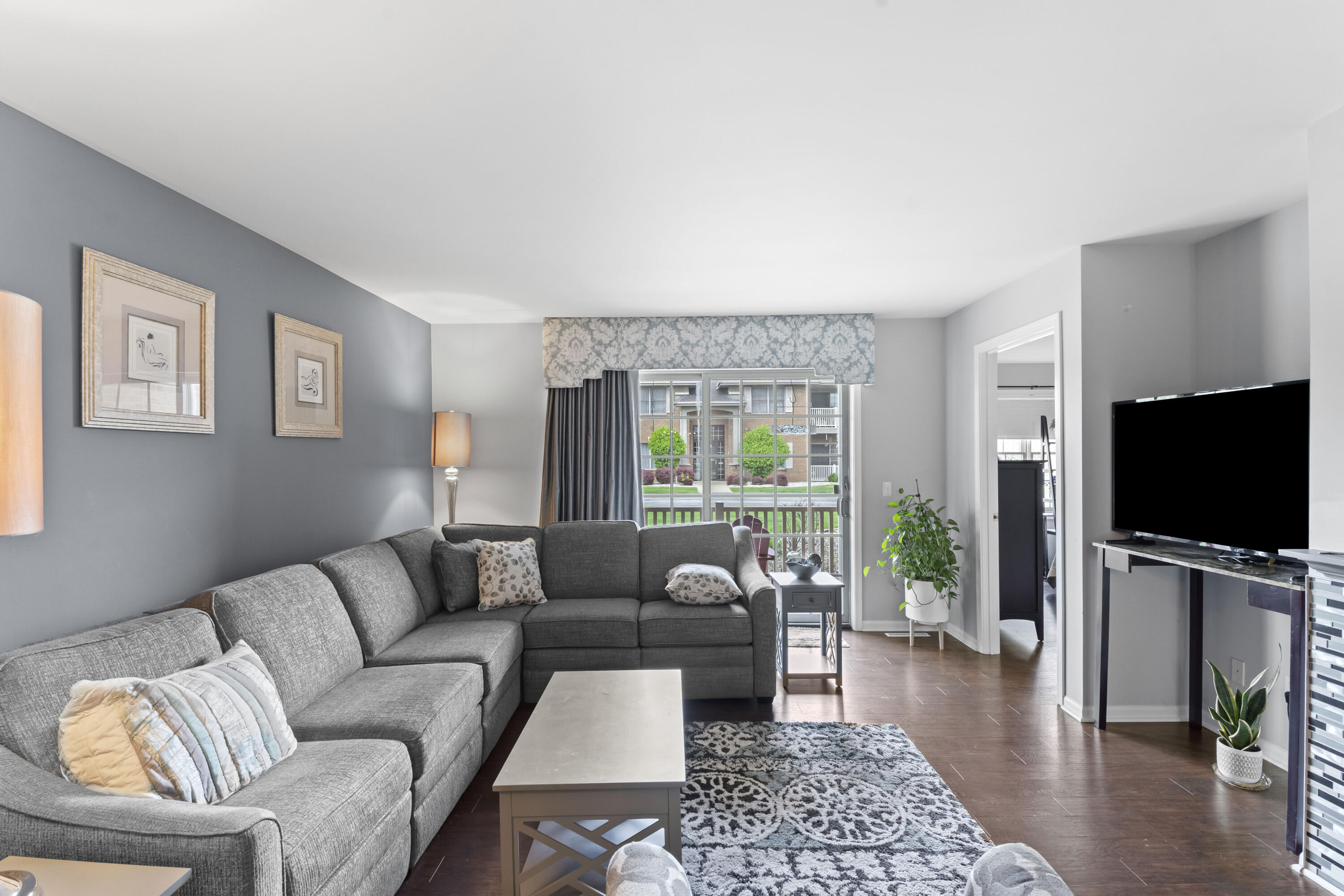 9825 Wildwood Court Unit: 1D