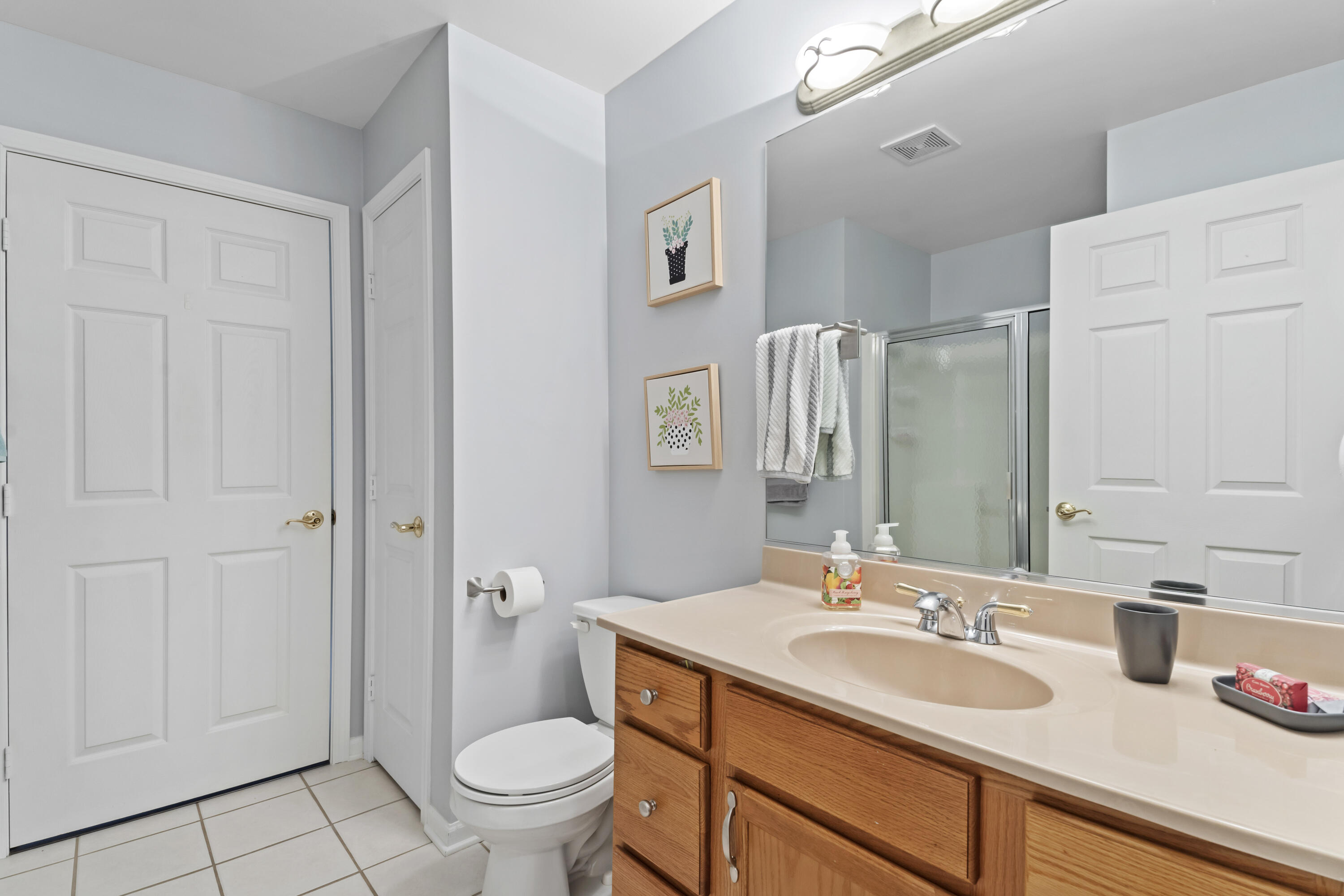 9825 Wildwood Court Unit: 1D