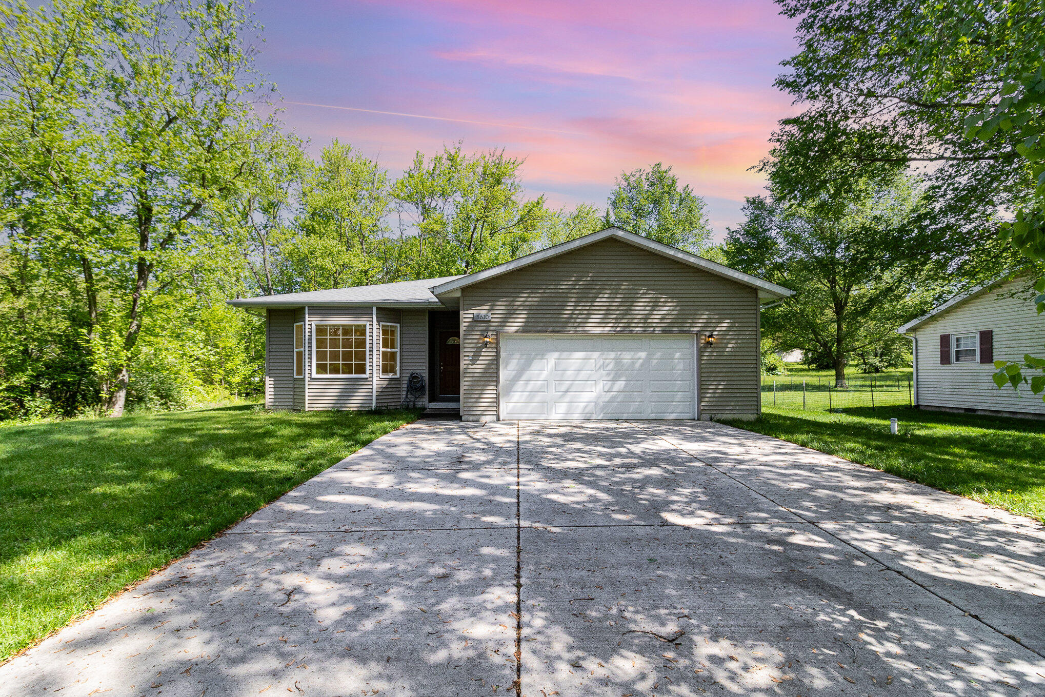 5610 W 154th Avenue