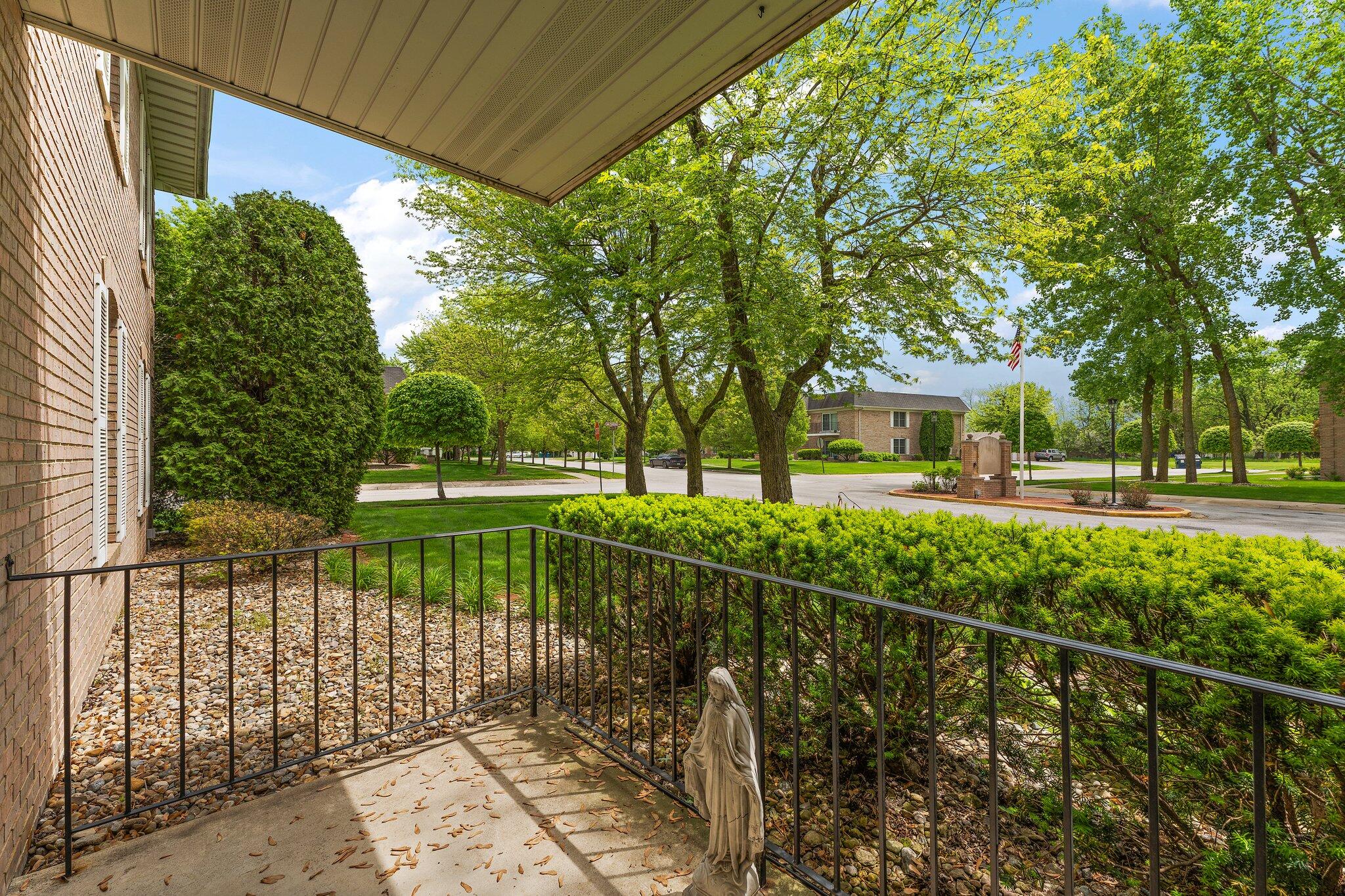 2721 Georgetowne Drive Unit: B-1