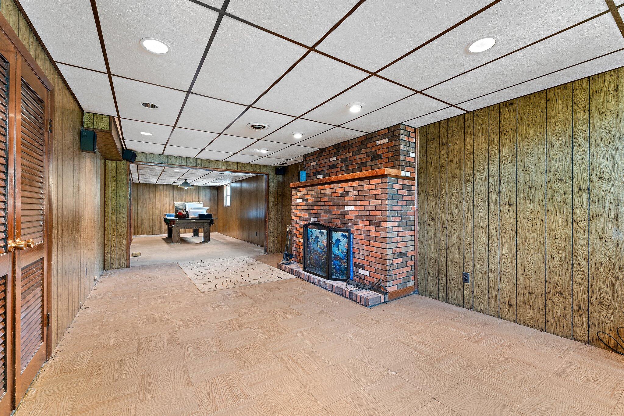 2547 Laurel Court