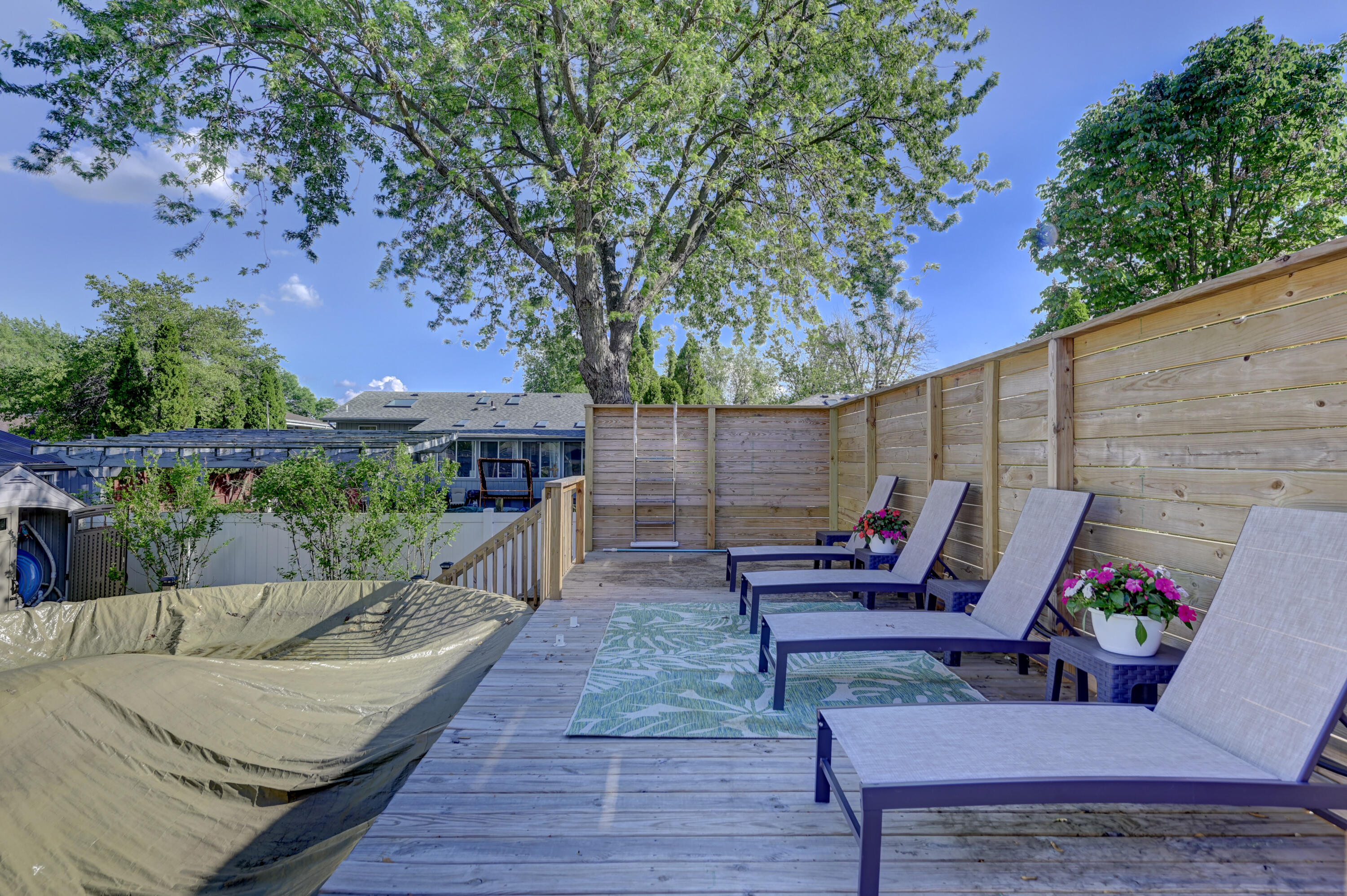1824 Oriole Drive