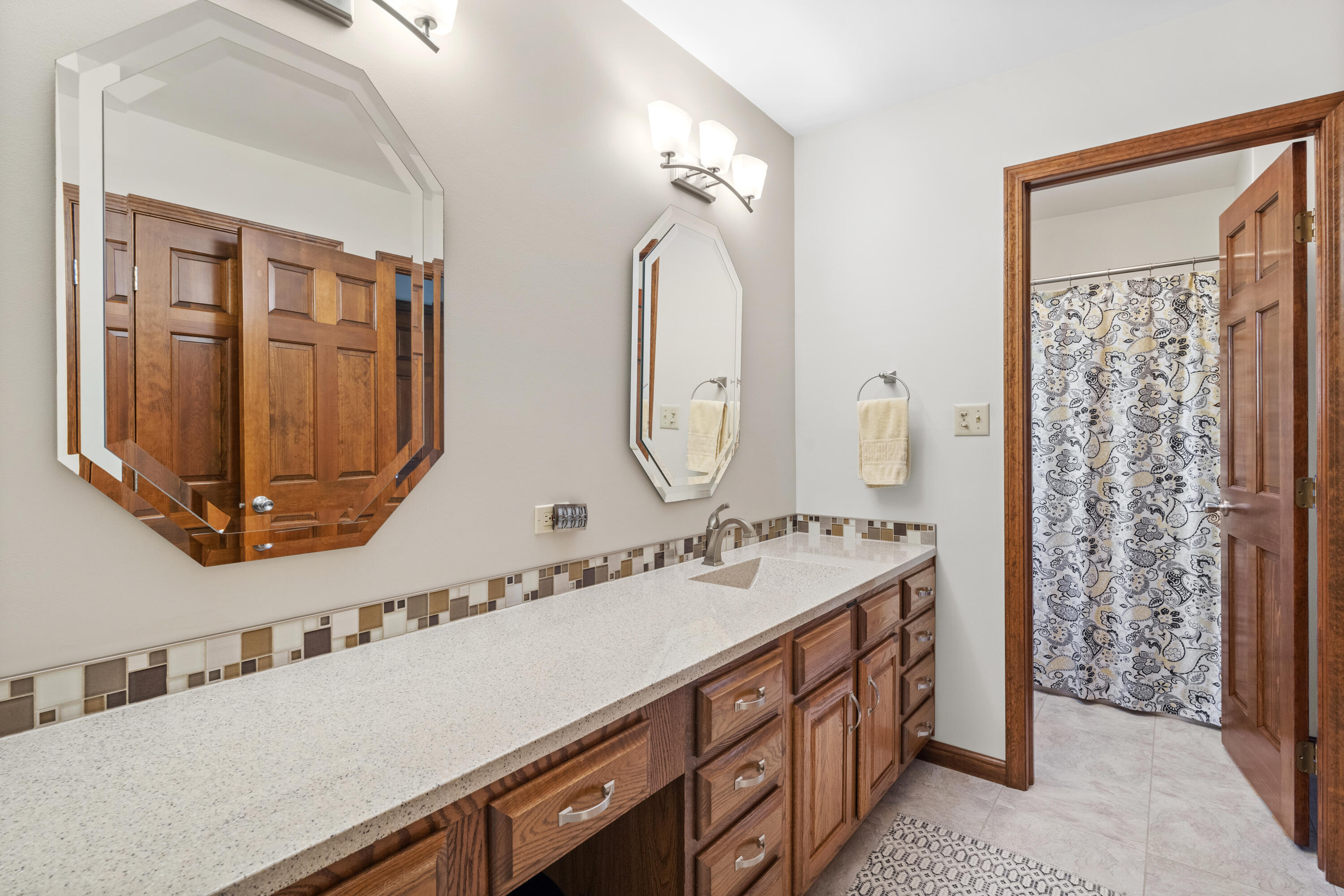 17188 White Oak Avenue