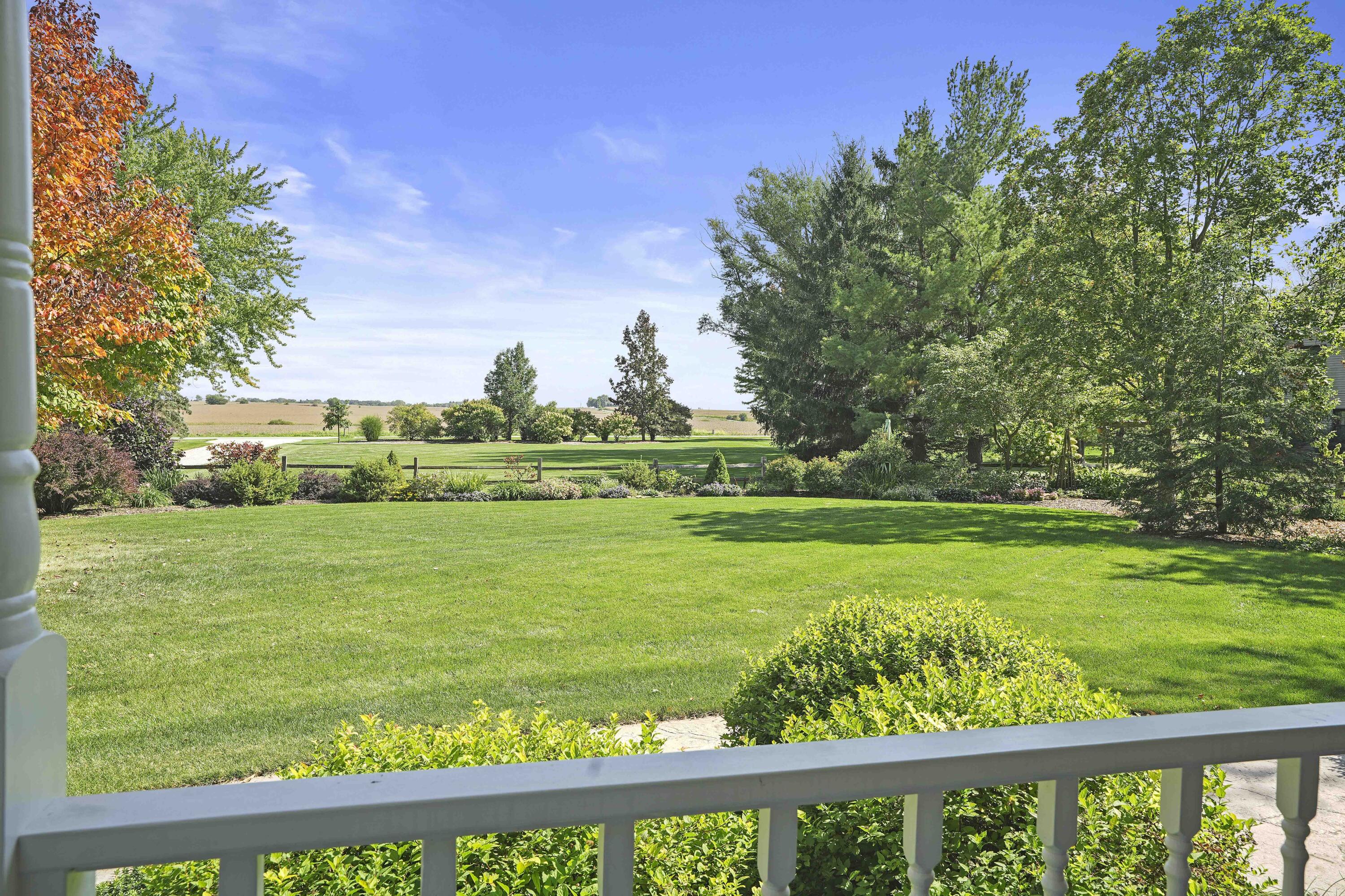 17188 White Oak Avenue