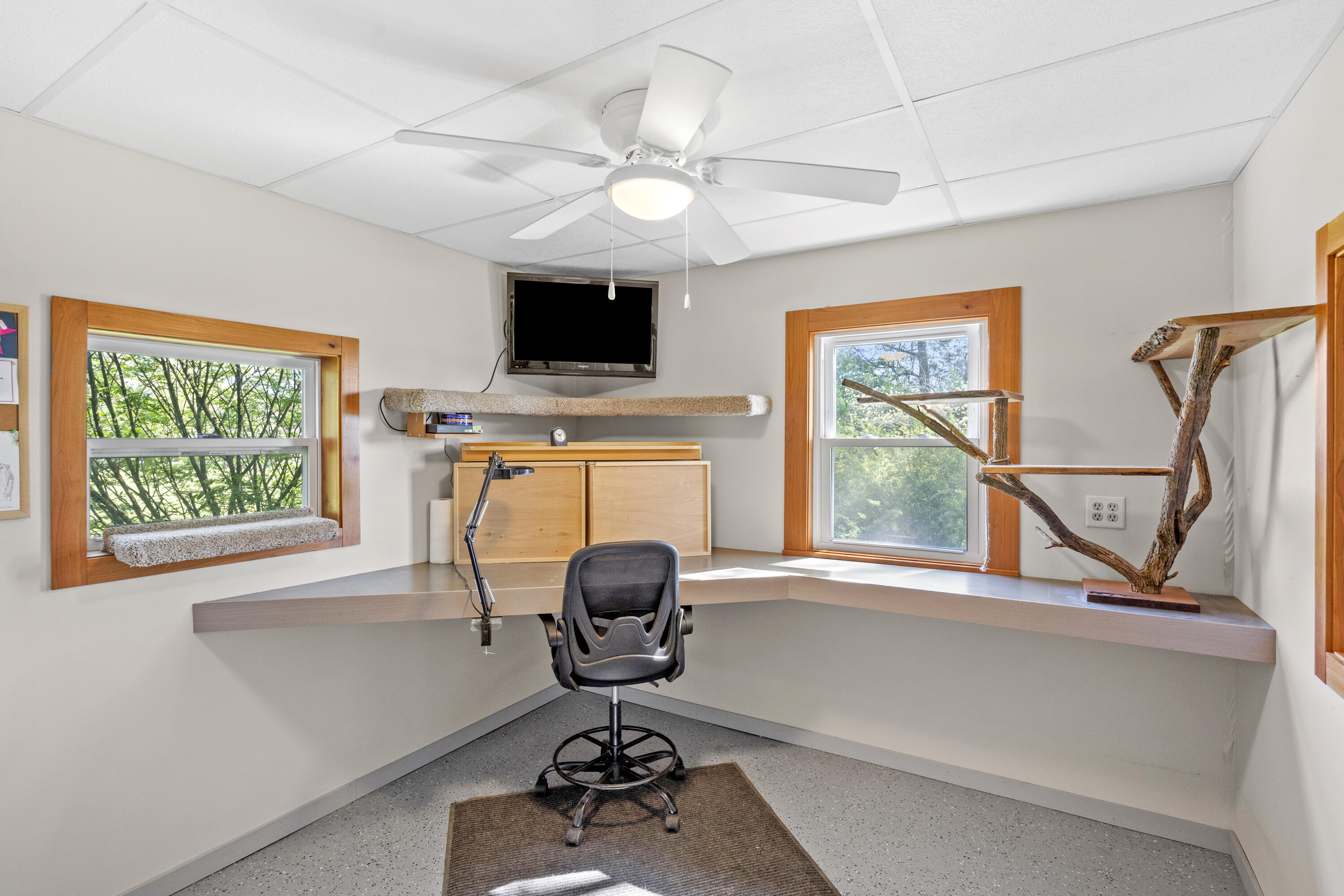 17188 White Oak Avenue