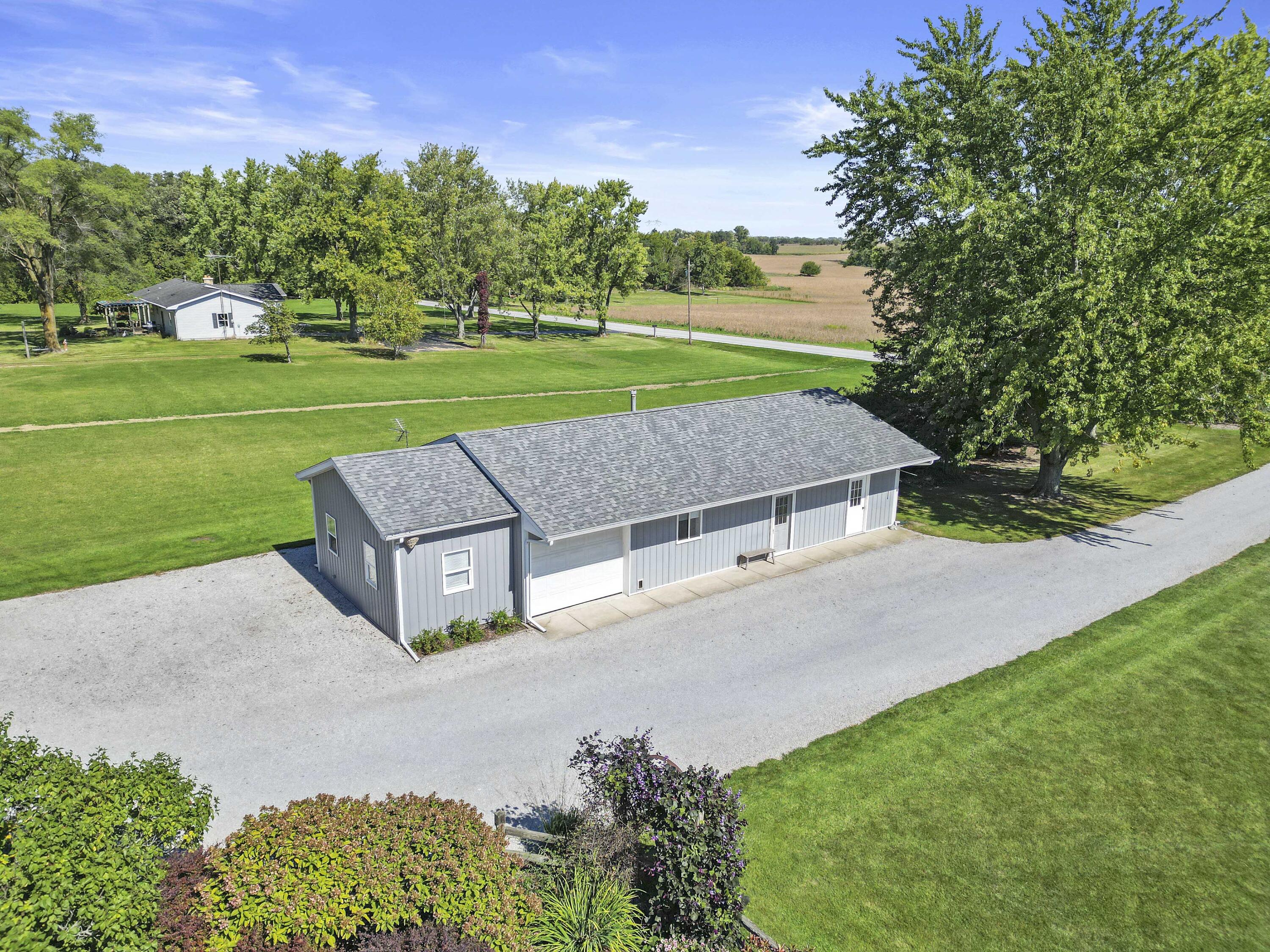 17188 White Oak Avenue