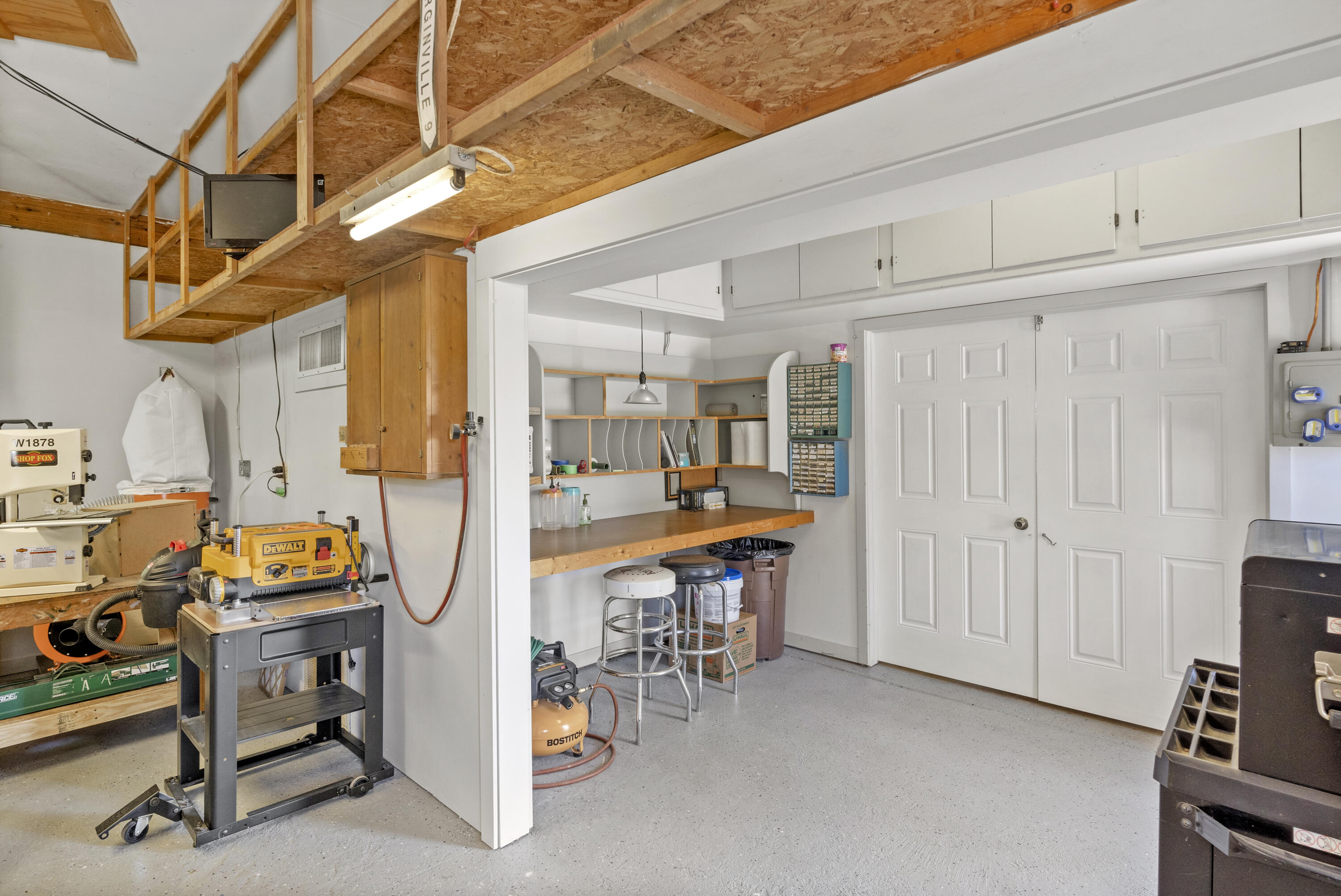 17188 White Oak Avenue