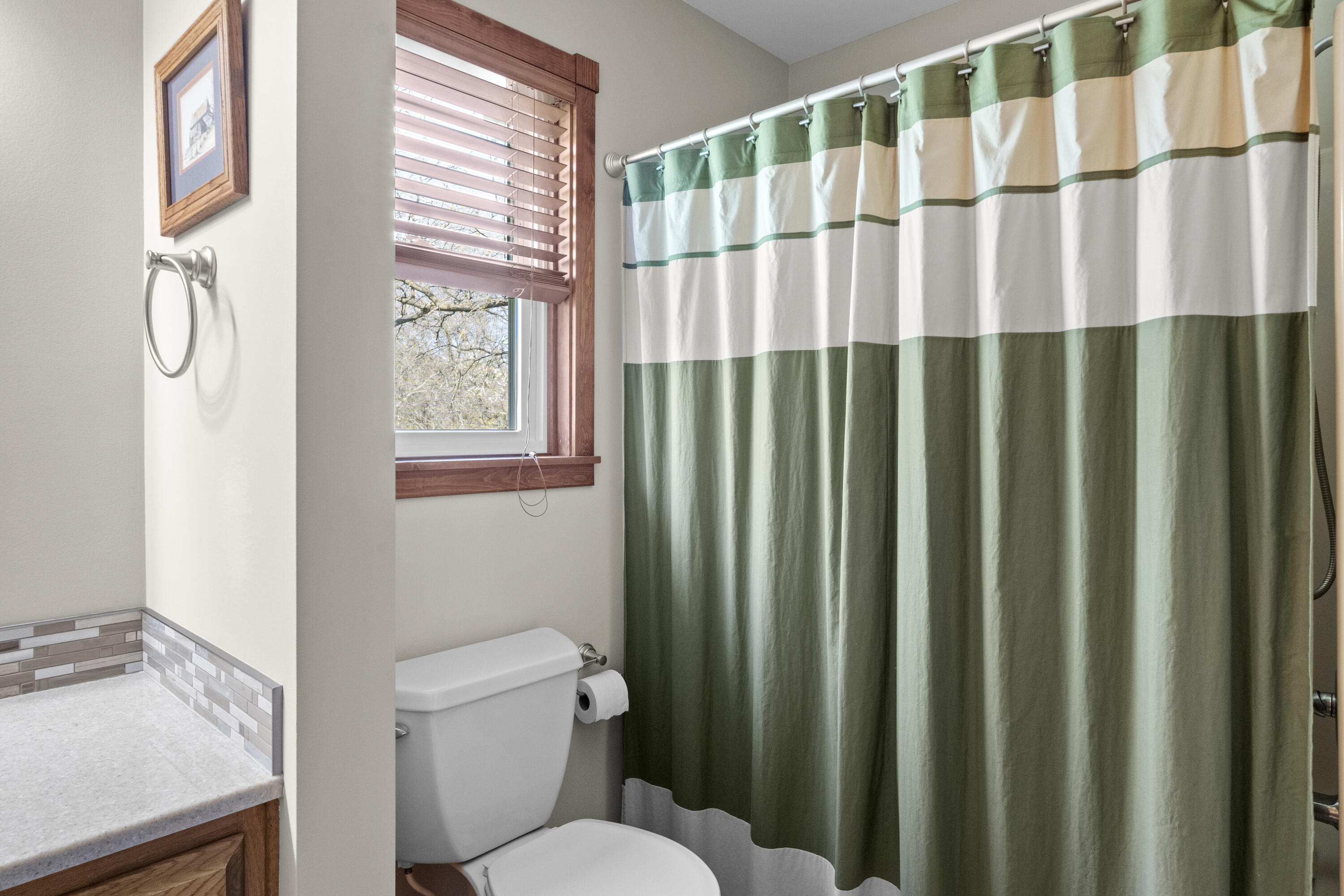 17188 White Oak Avenue