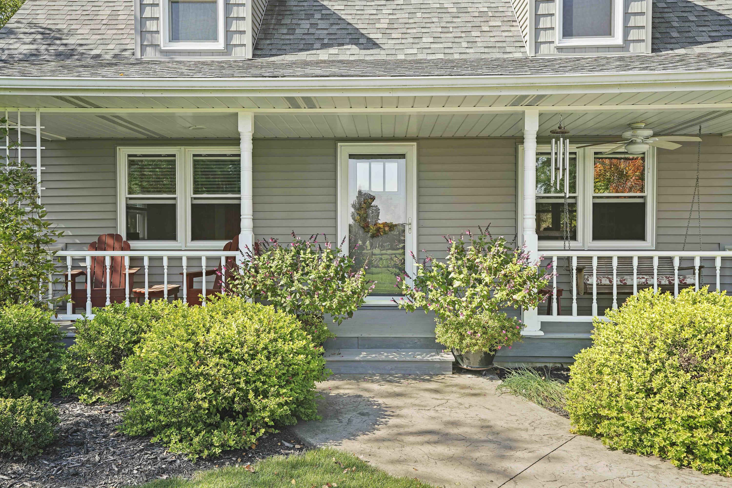 17188 White Oak Avenue