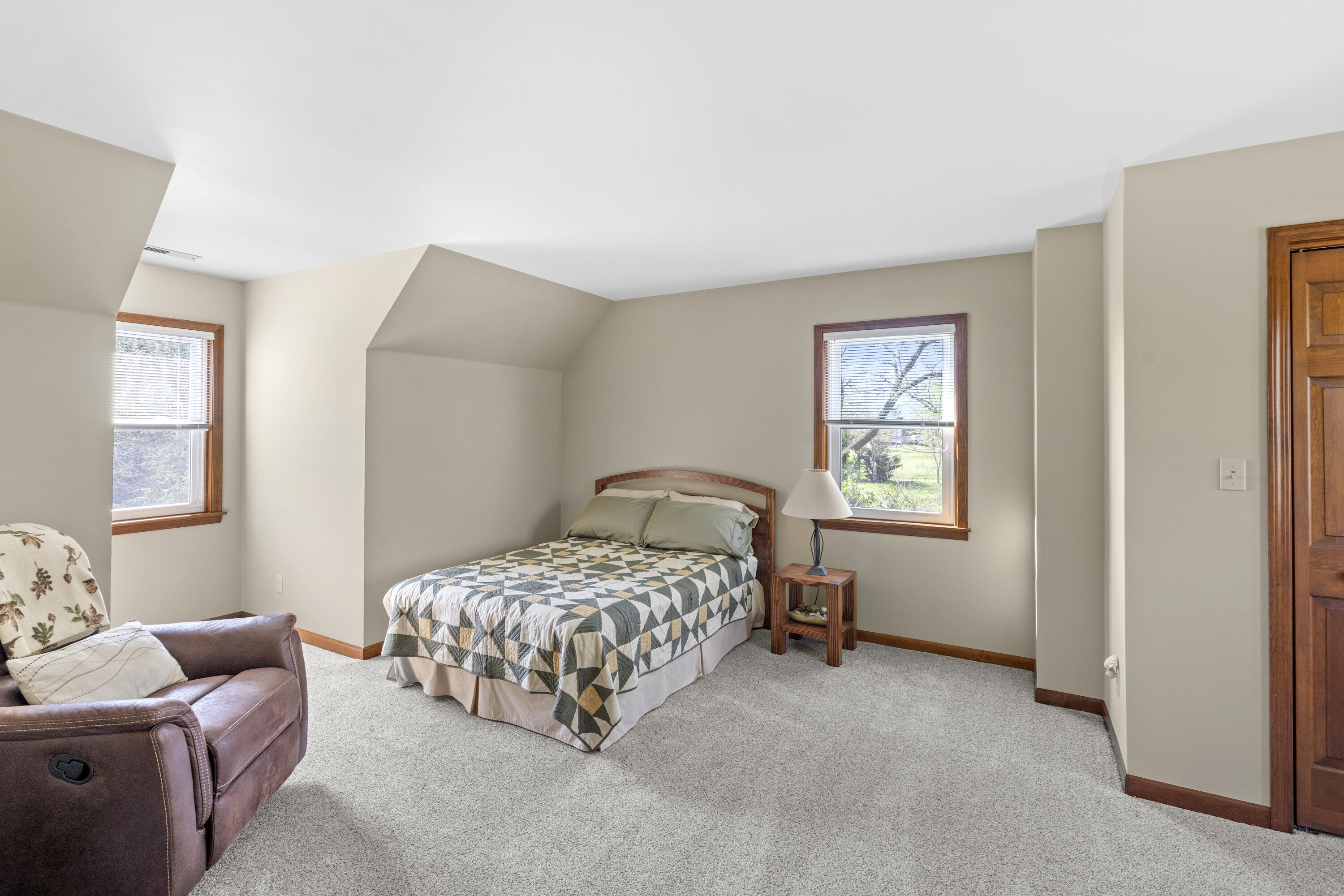 17188 White Oak Avenue