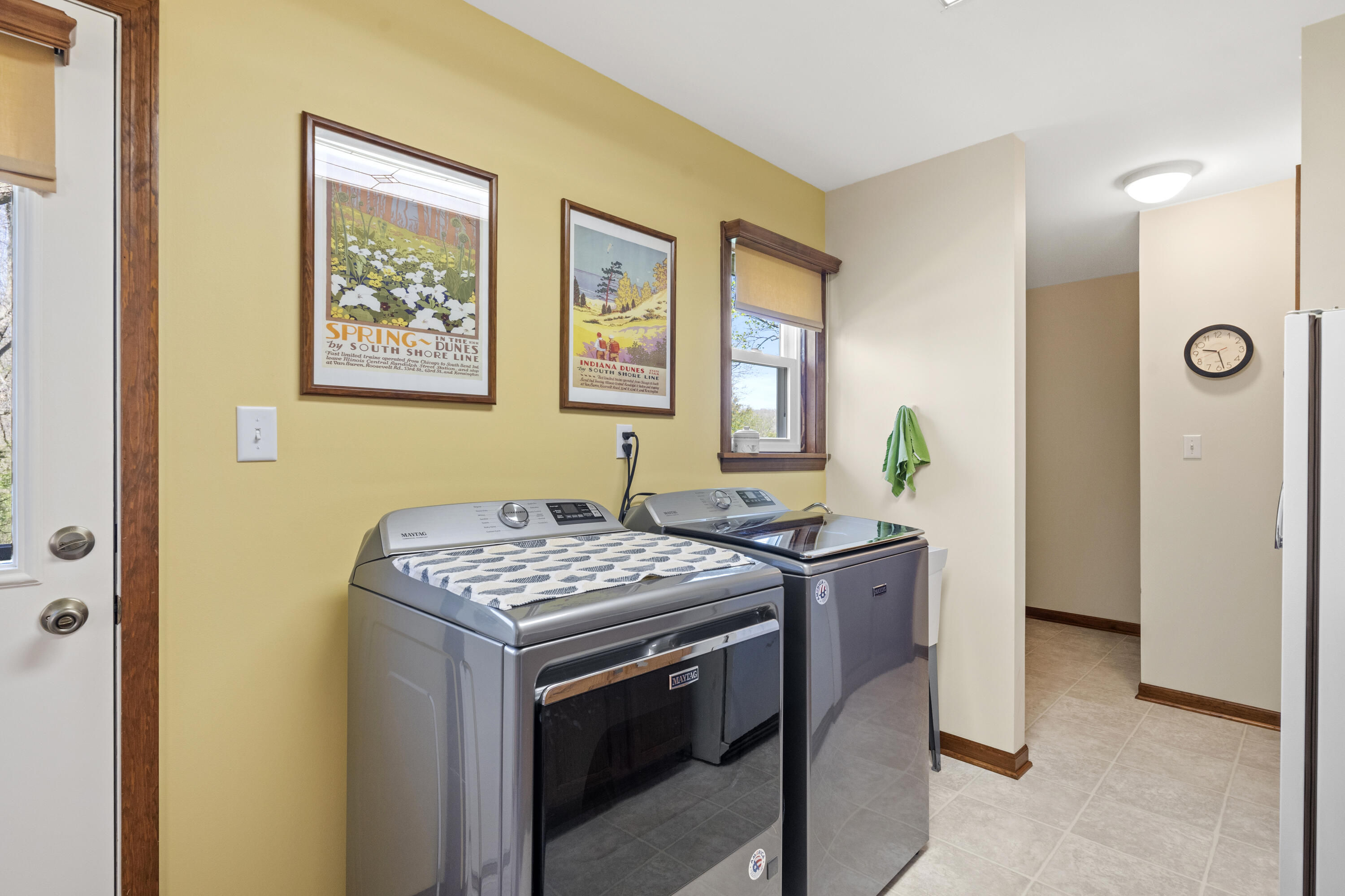 17188 White Oak Avenue