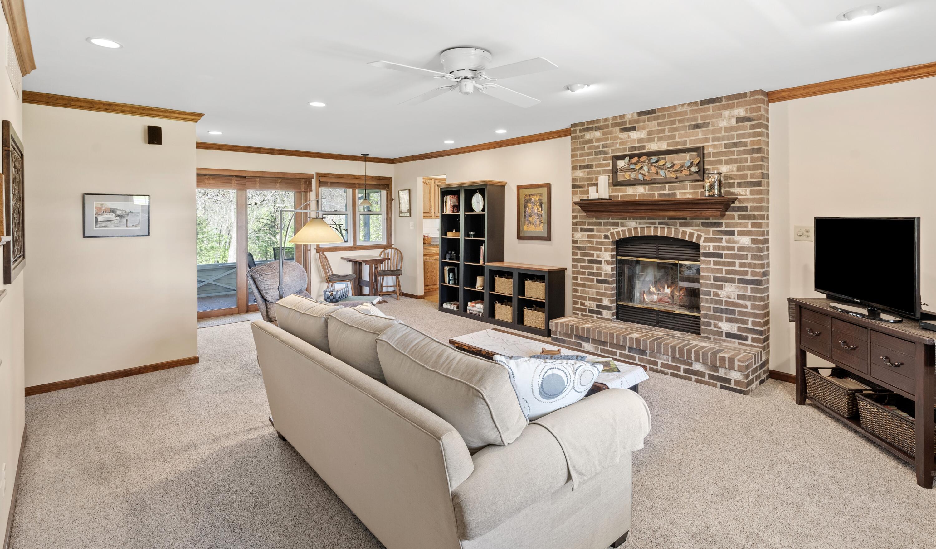 17188 White Oak Avenue