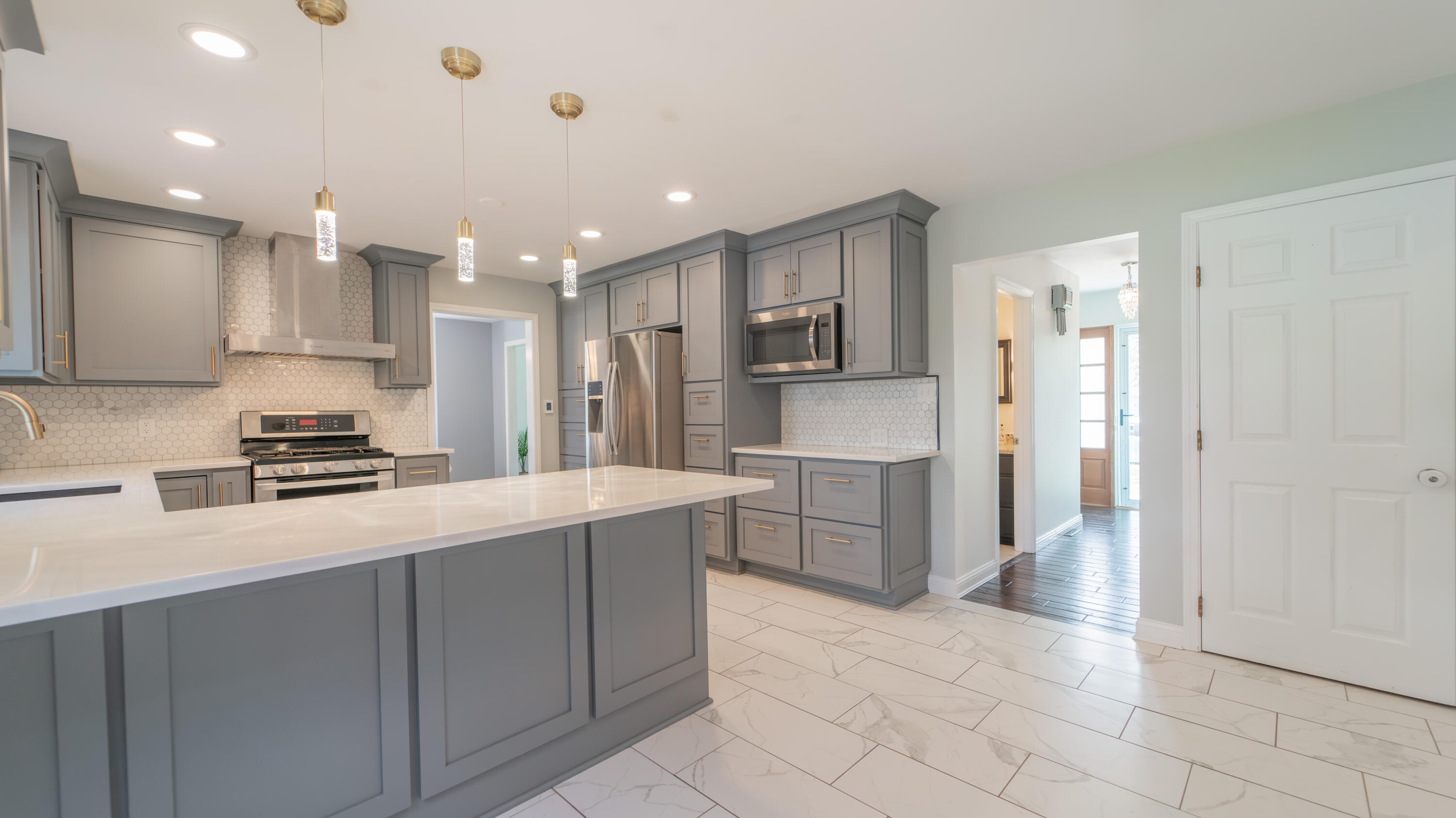 8119 Kooy Drive