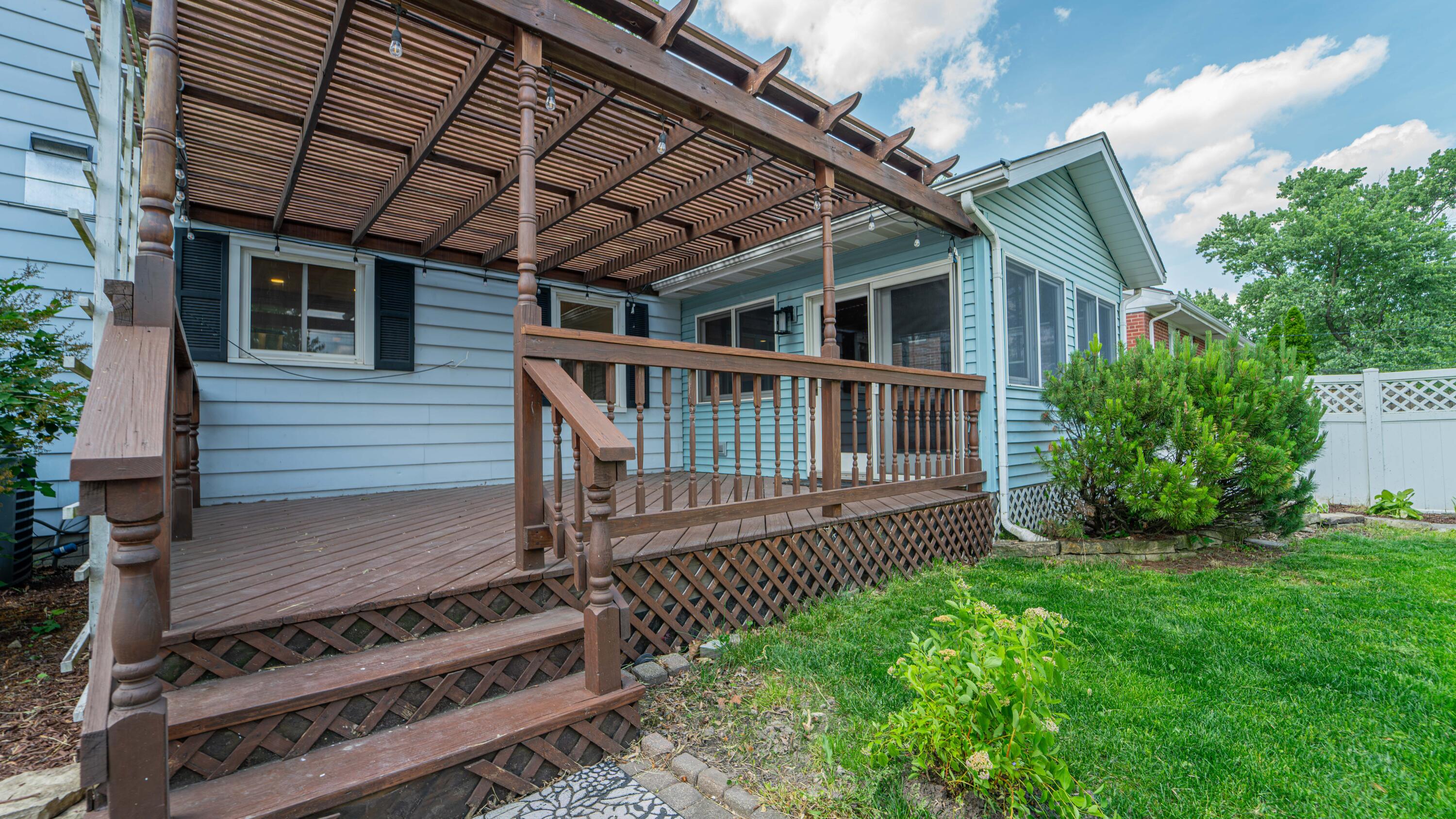 8119 Kooy Drive