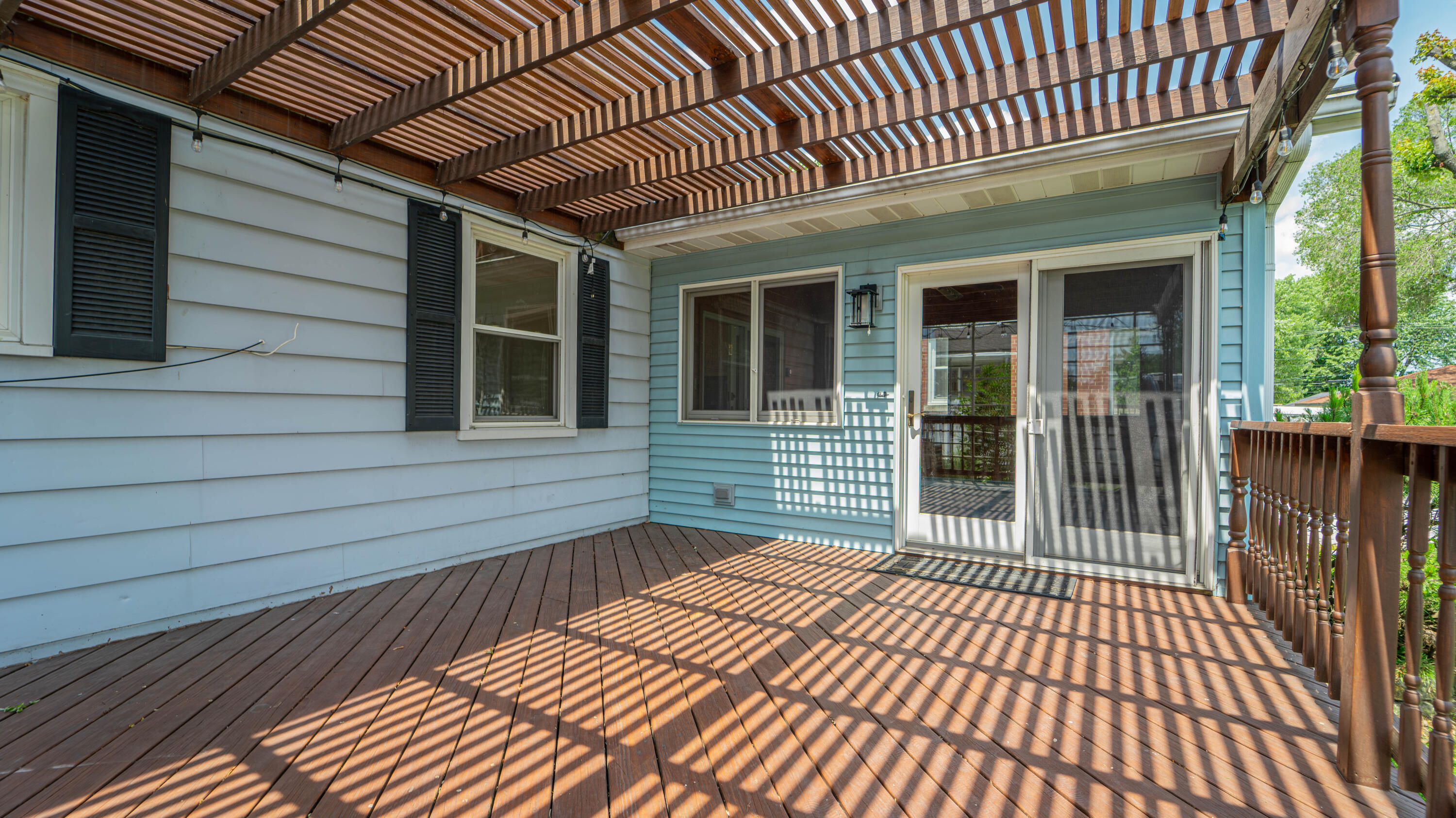 8119 Kooy Drive