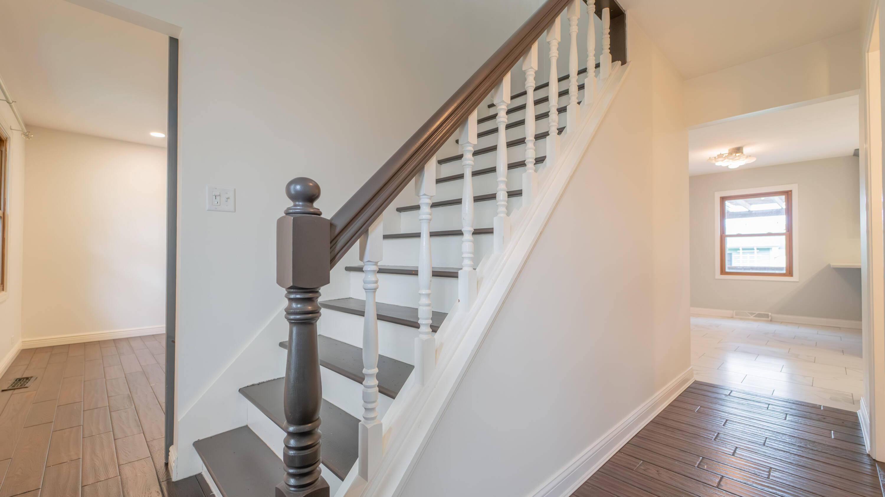 8119 Kooy Drive