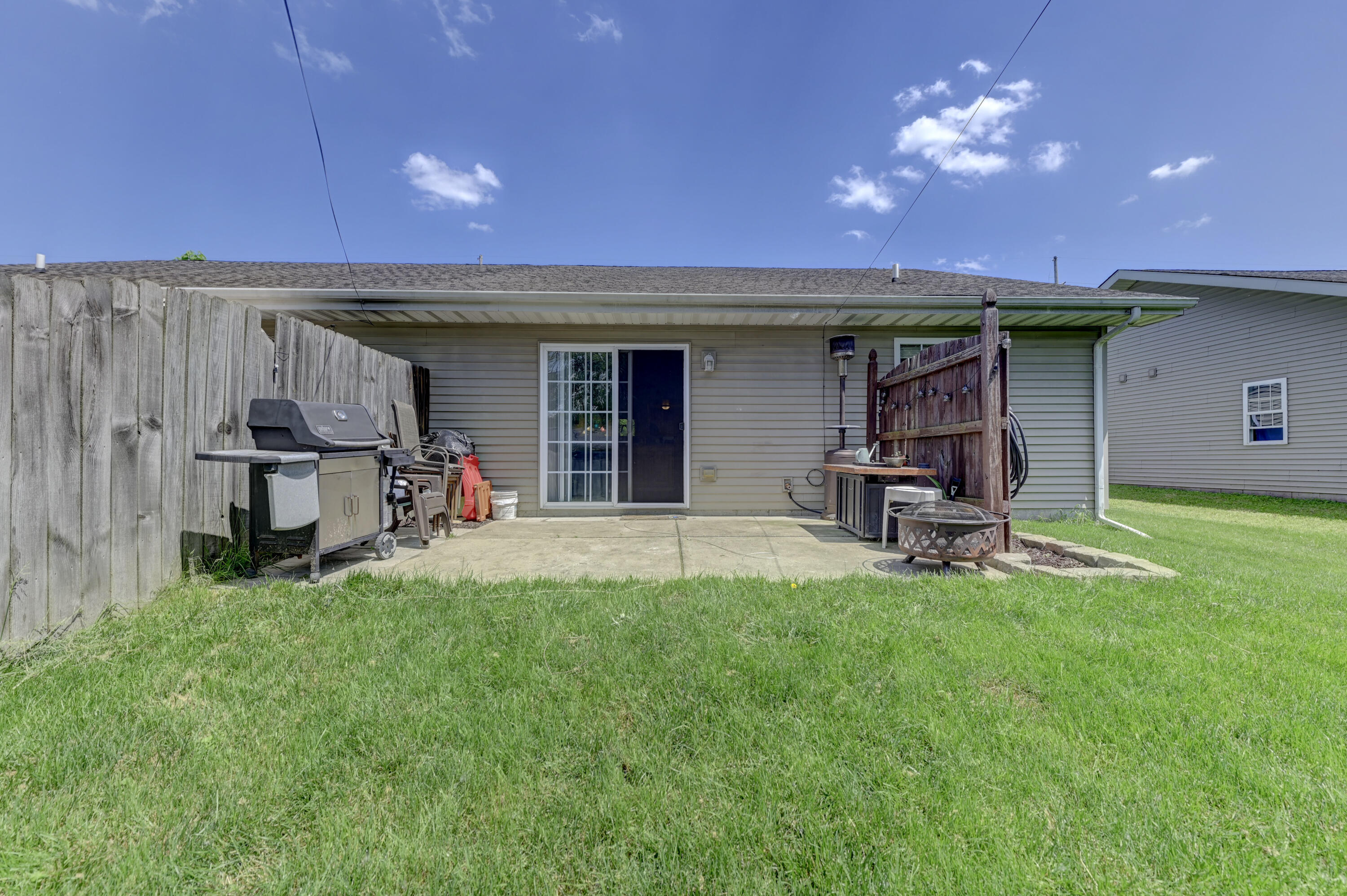 940 N Colfax Street