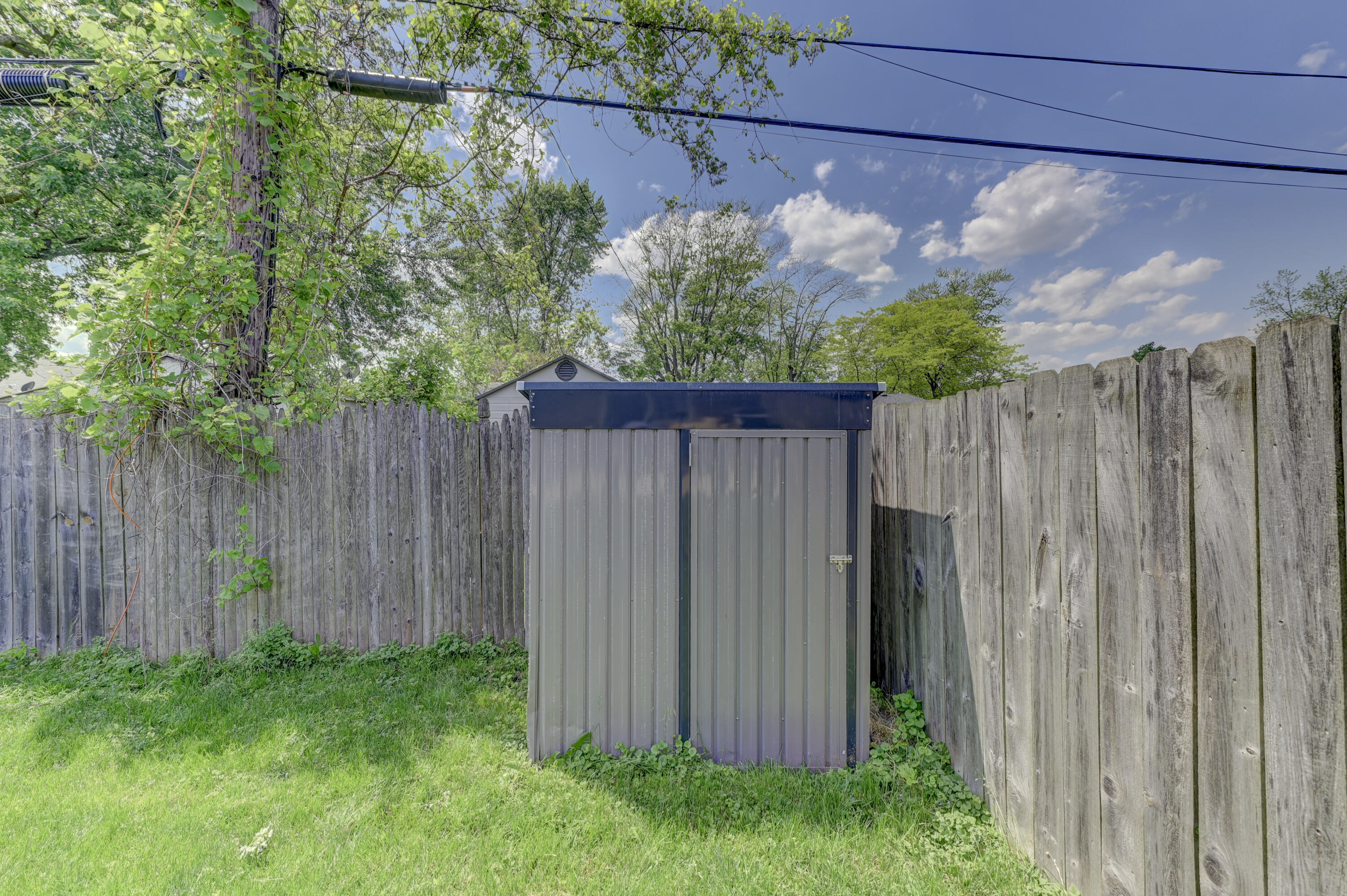 940 N Colfax Street