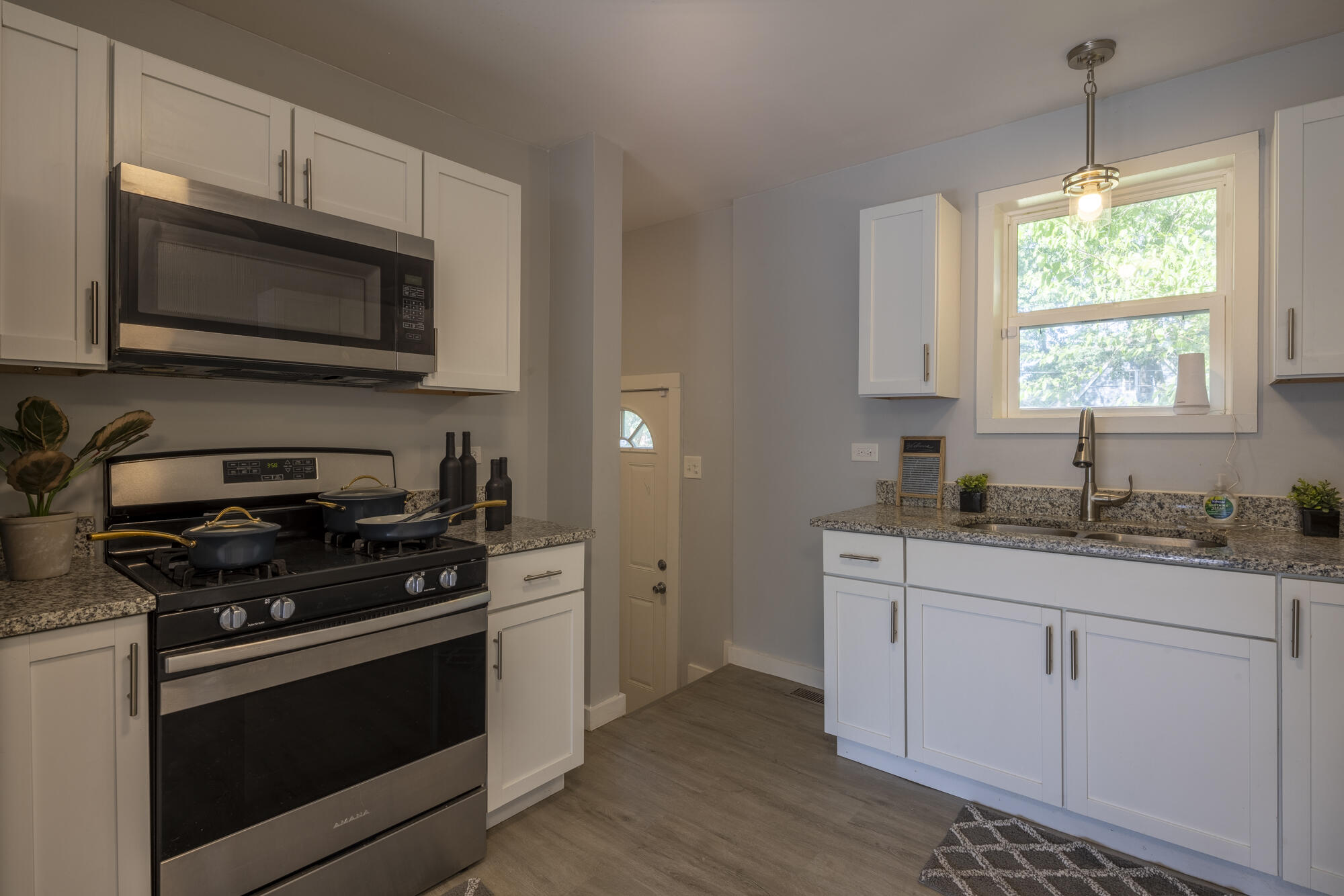 1027-1011 Utah Street Unit: 1027