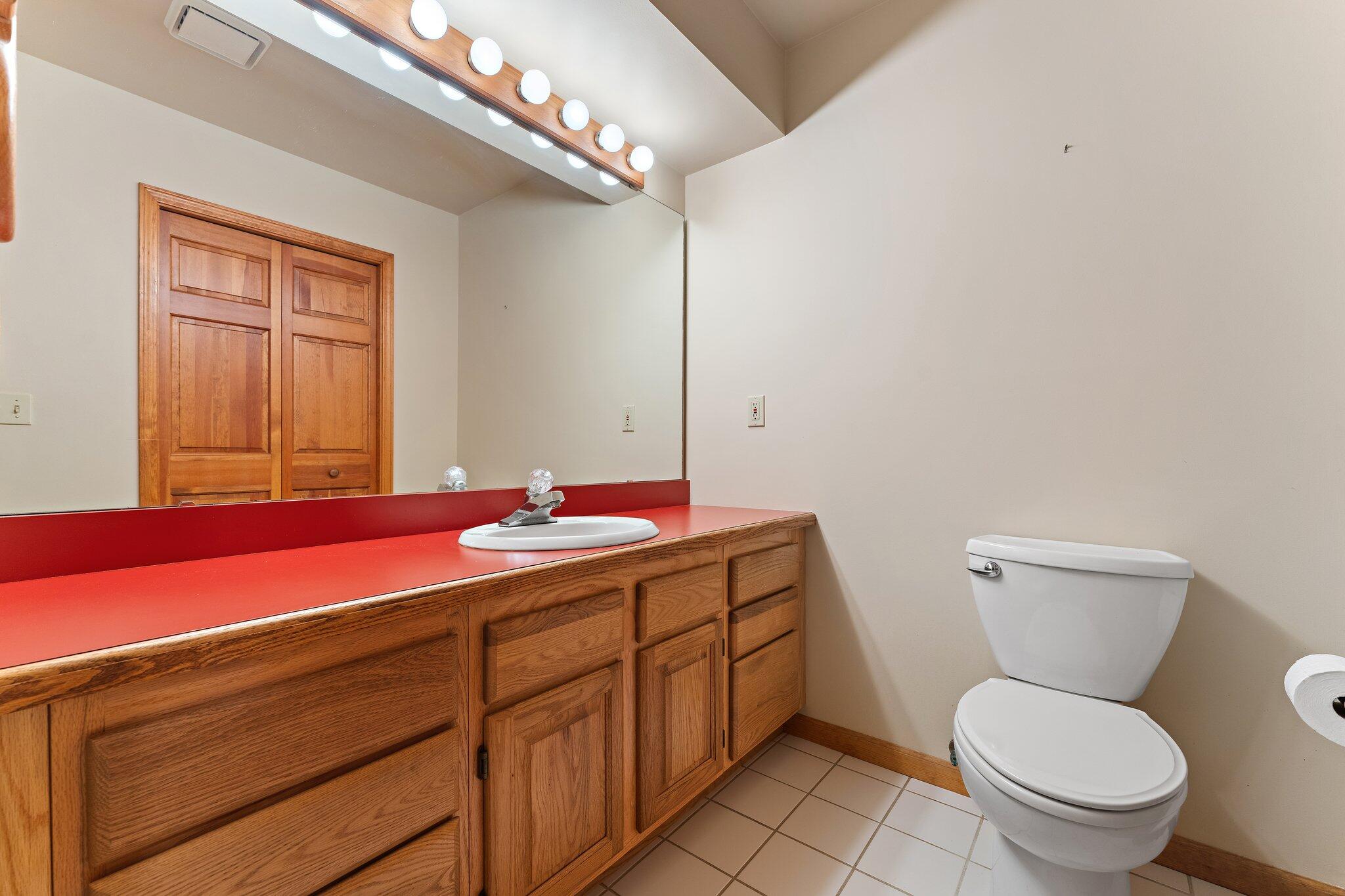 1673 Sunnyslope Drive