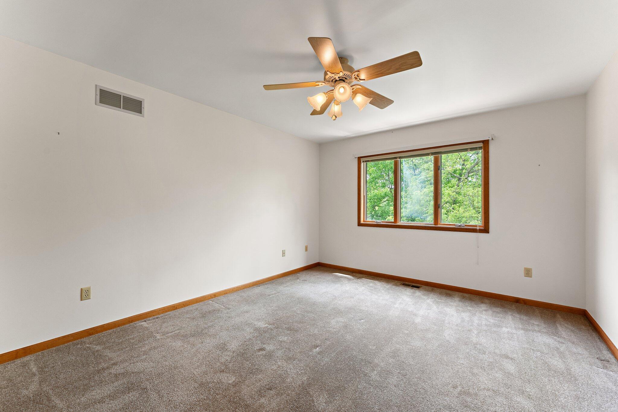 1673 Sunnyslope Drive