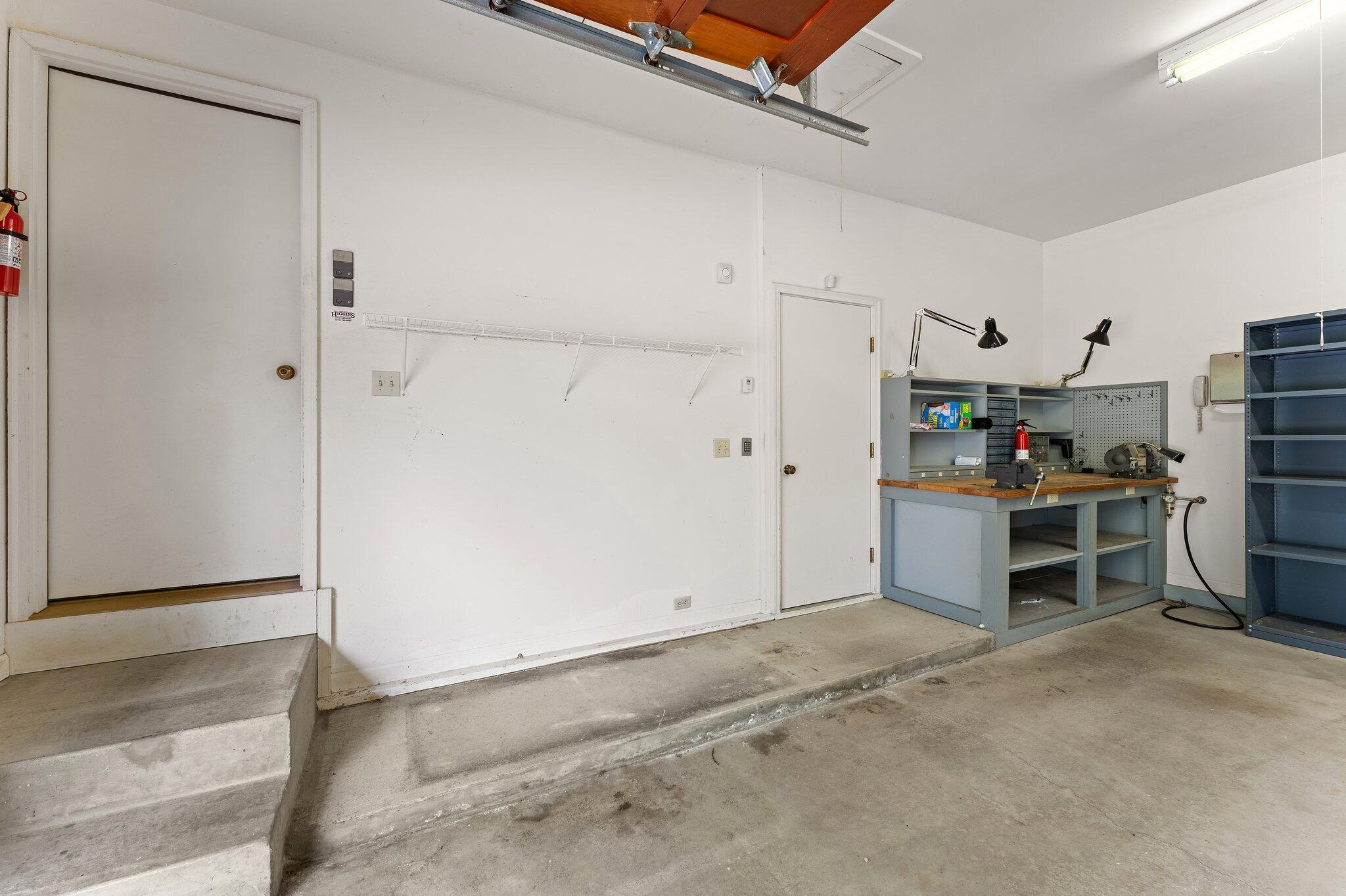 1673 Sunnyslope Drive